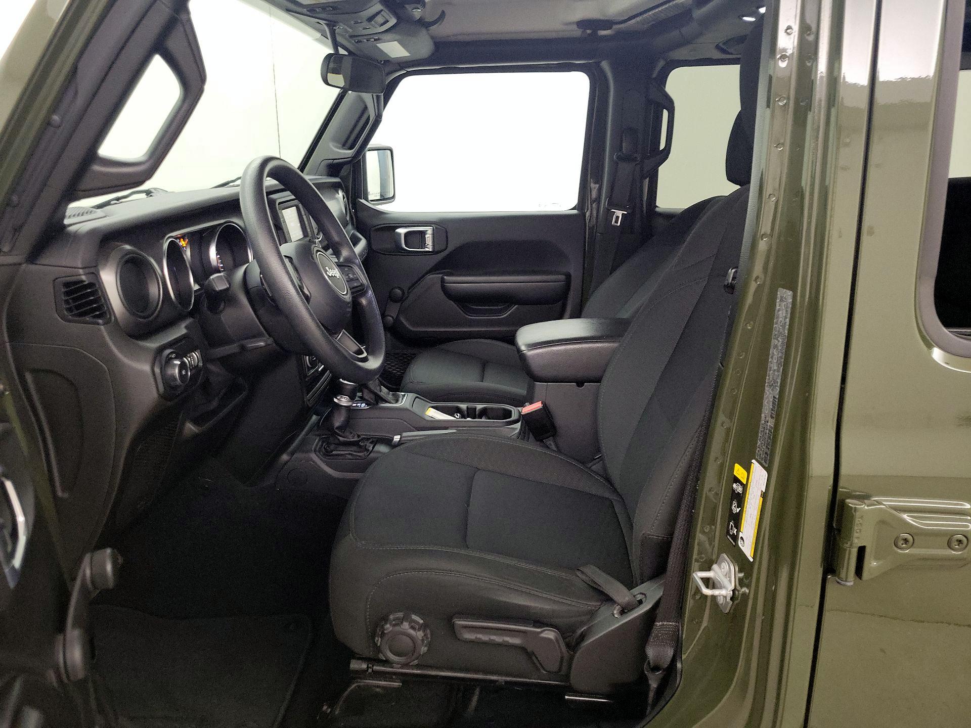 Thumbnail: 2021 Jeep Wrangler - 11