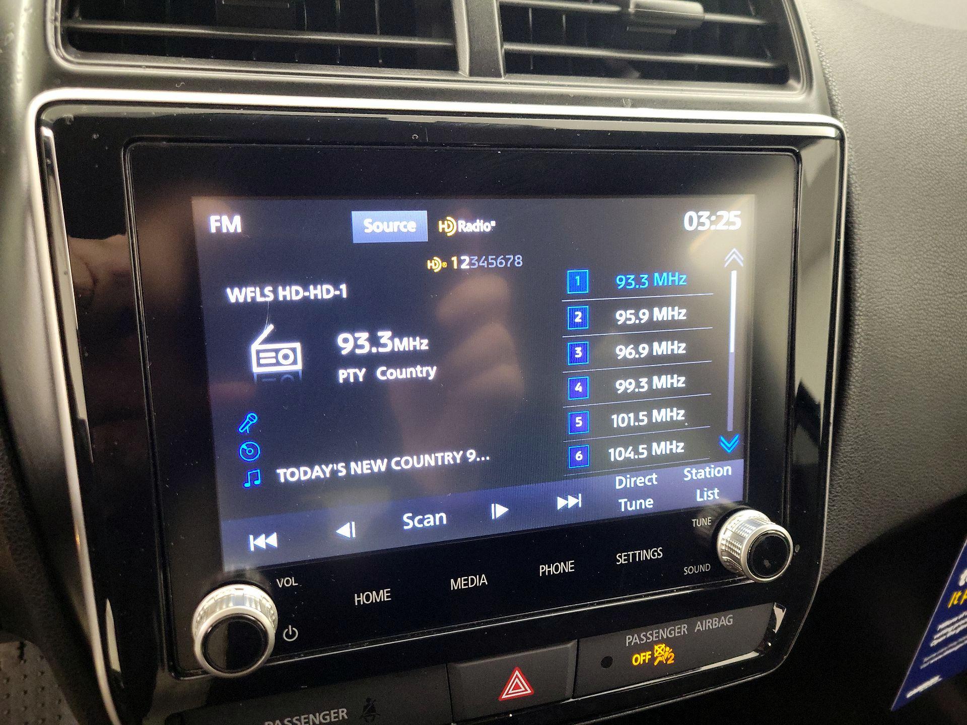 Thumbnail: 2023 Mitsubishi Outlander Sport - 15