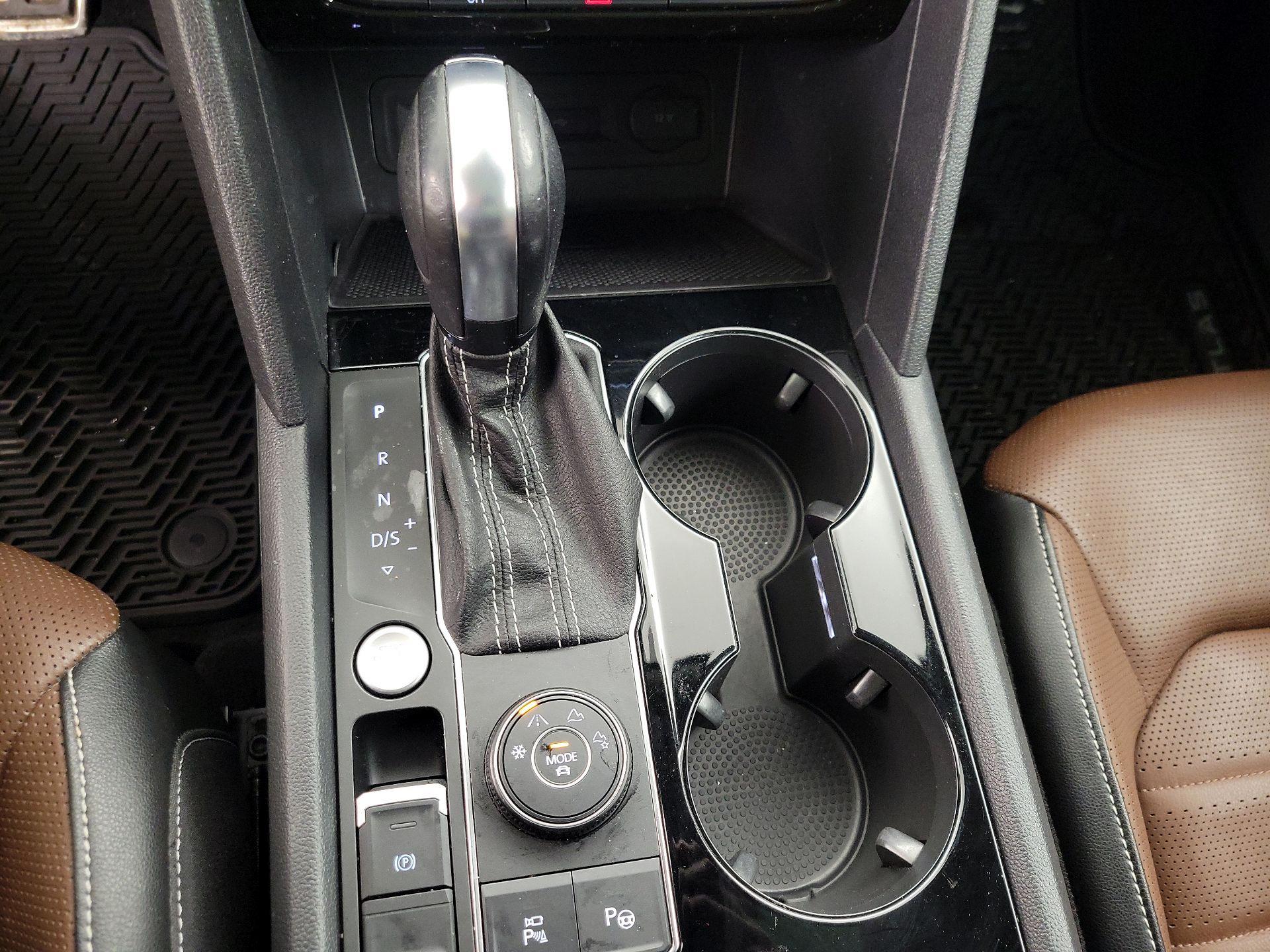 Thumbnail: 2022 Volkswagen Atlas - 18