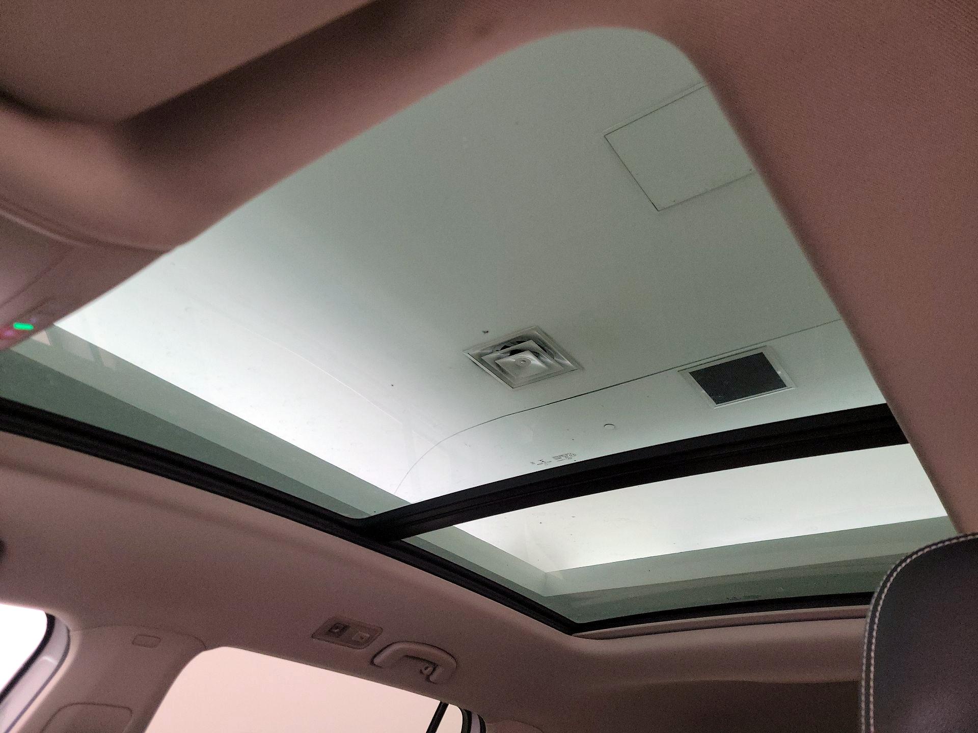 Thumbnail: 2022 Volkswagen Atlas - 20