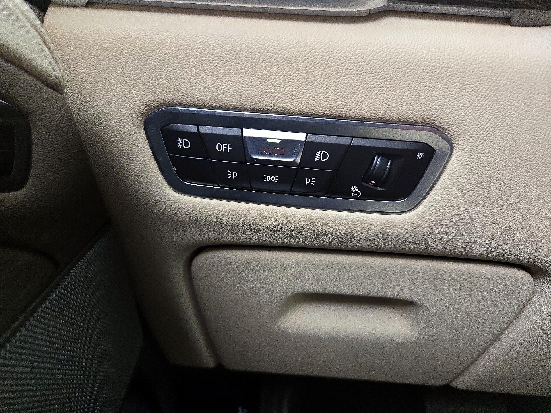 Thumbnail: 2020 BMW X5 - 13