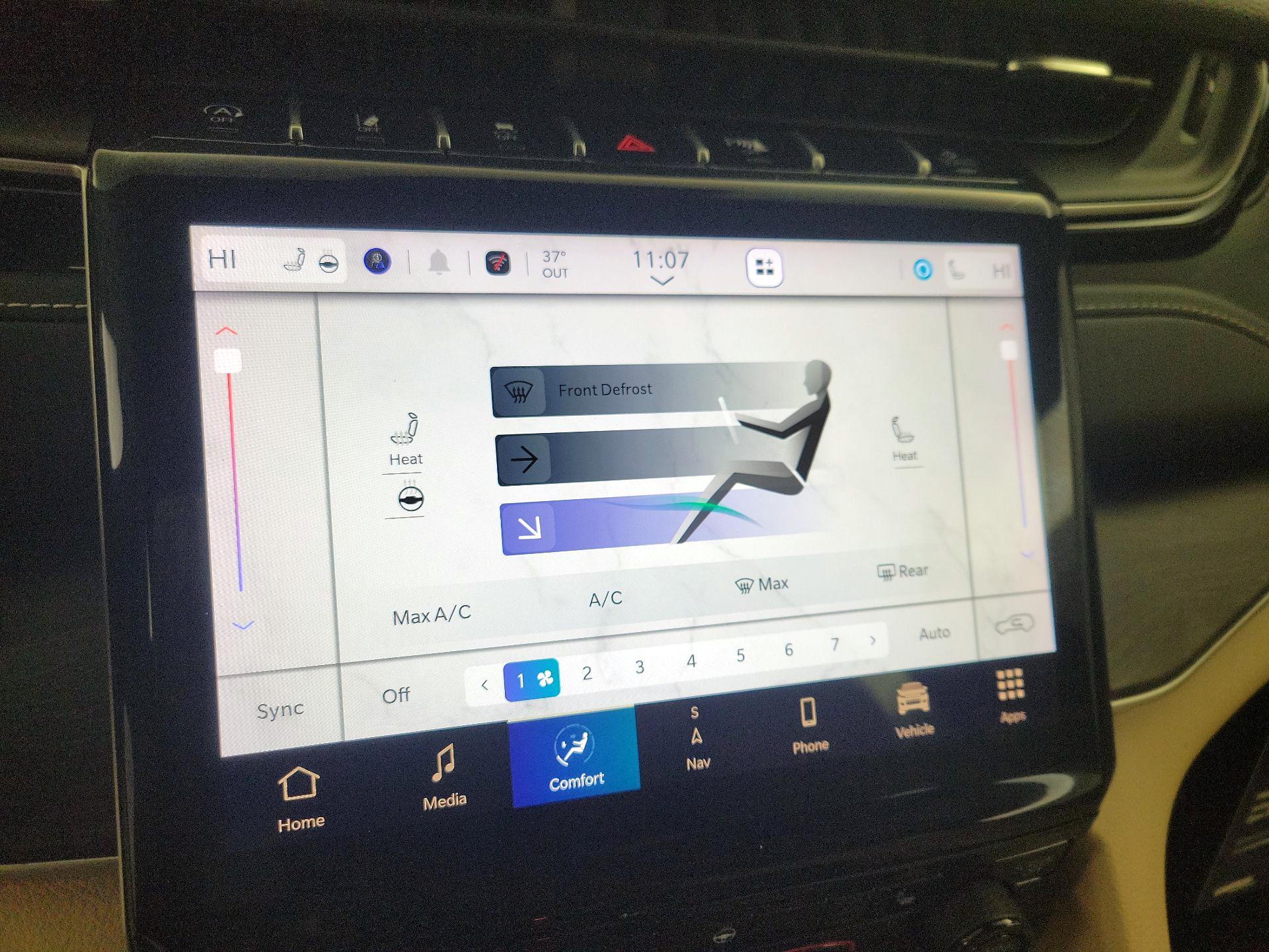 Thumbnail: 2023 Jeep Grand Cherokee - 17