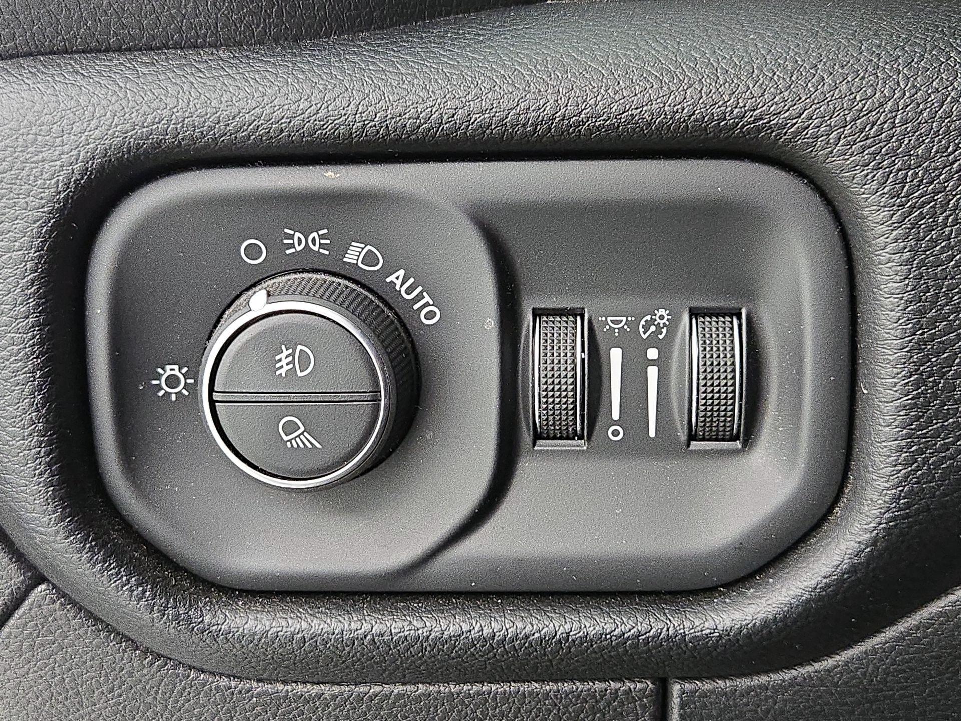 Thumbnail: 2022 RAM 1500 - 13