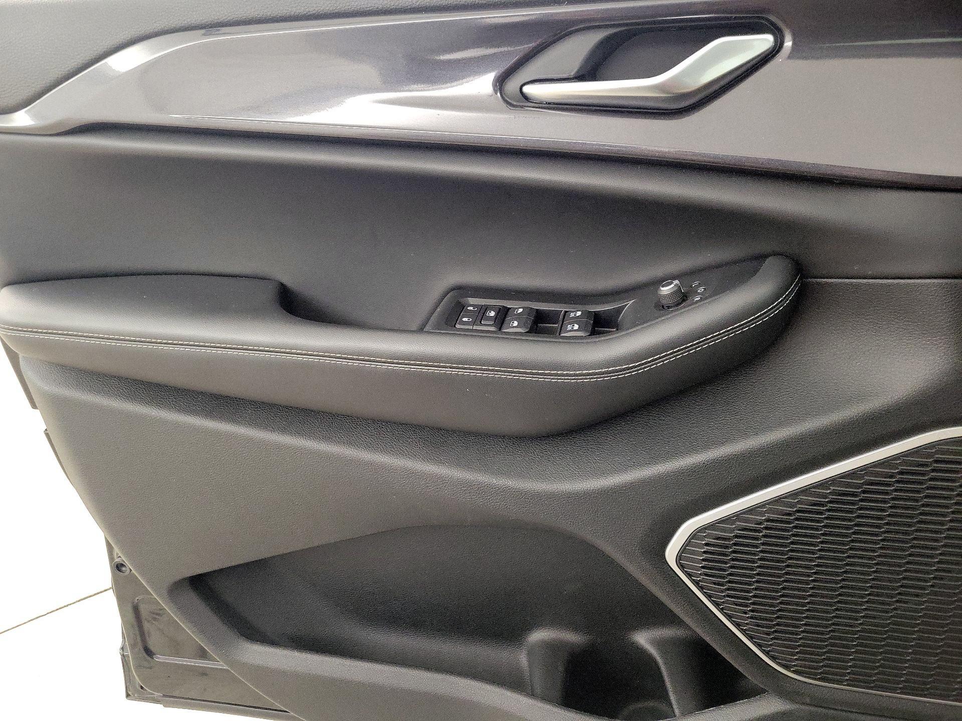 Thumbnail: 2022 Jeep Grand Cherokee L - 12