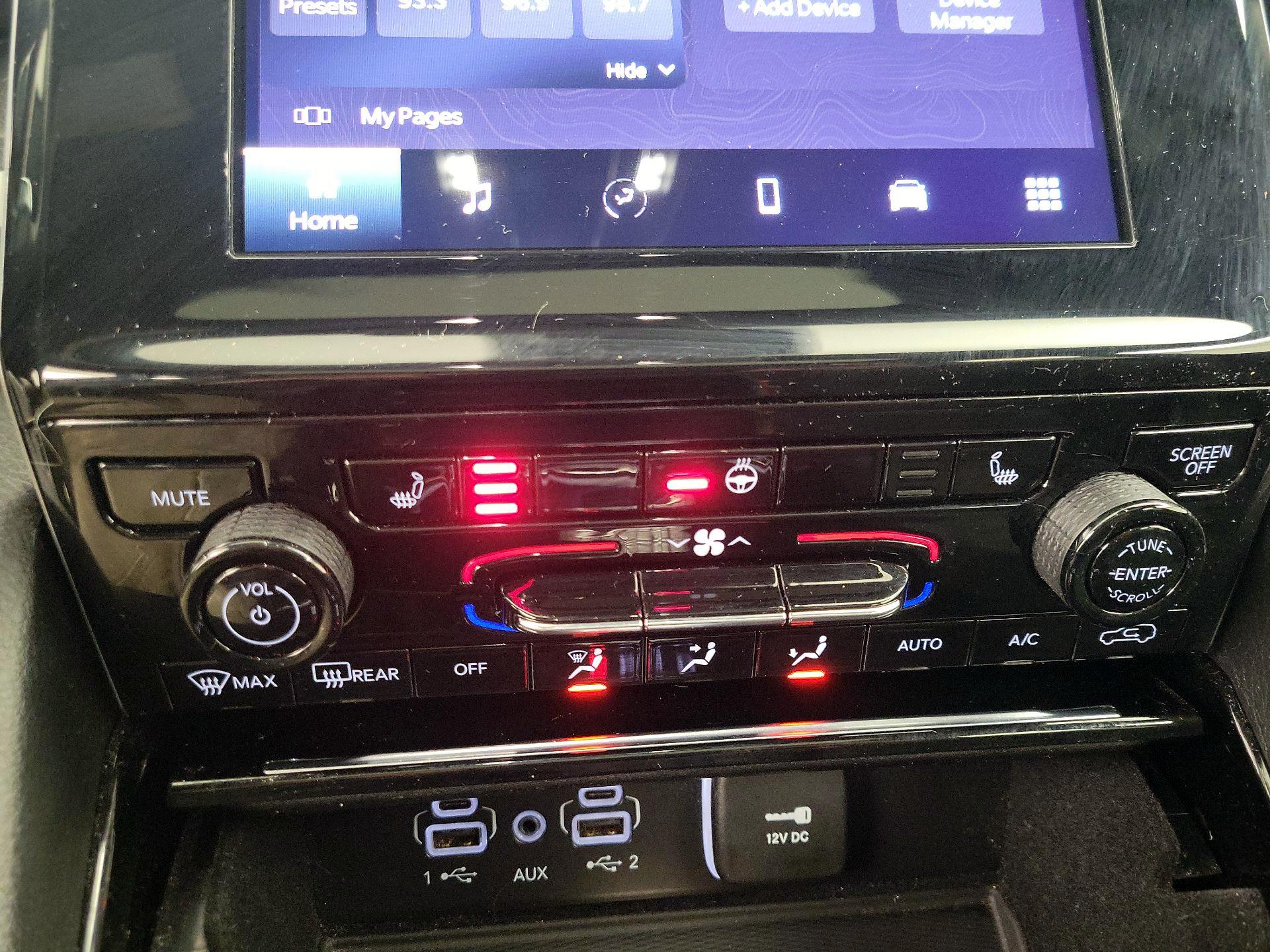 Thumbnail: 2022 Jeep Grand Cherokee L - 16