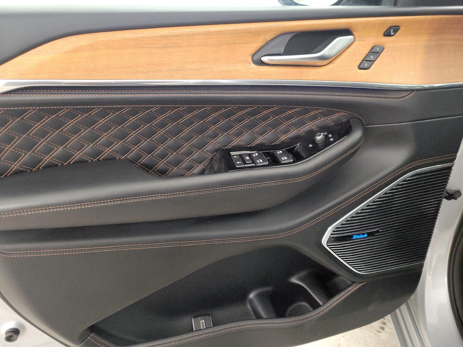 2022 Jeep Grand Cherokee Summit Reserve - Photo 13