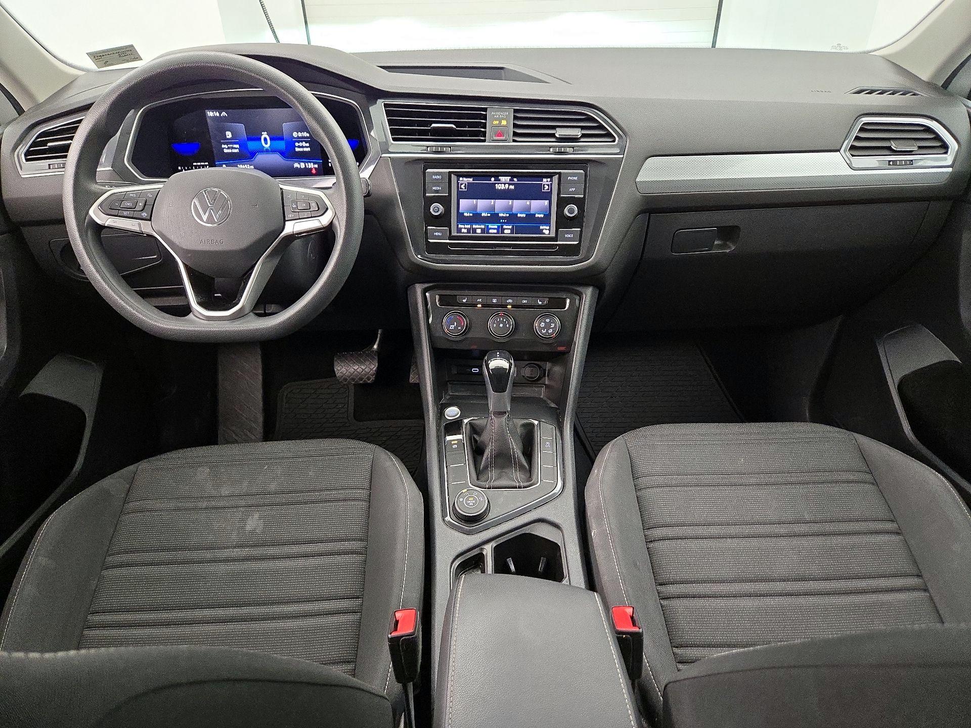 Thumbnail: 2022 Volkswagen Tiguan - 9