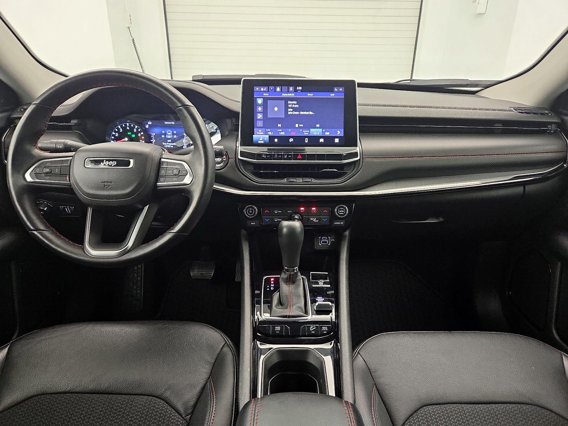 Thumbnail: 2022 Jeep Compass - 9