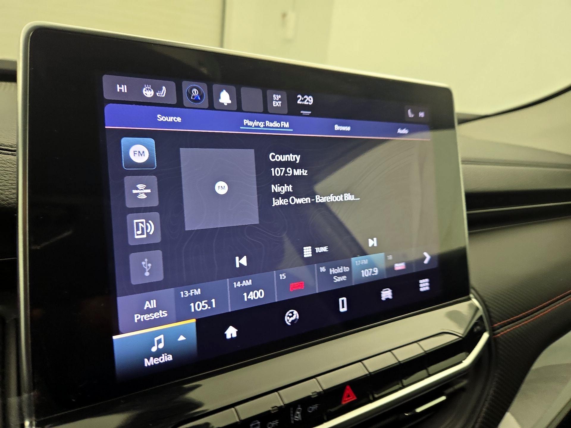 Thumbnail: 2022 Jeep Compass - 15