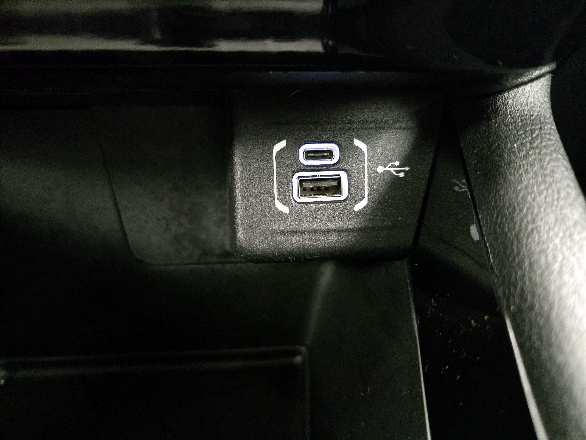 Thumbnail: 2022 Jeep Compass - 18