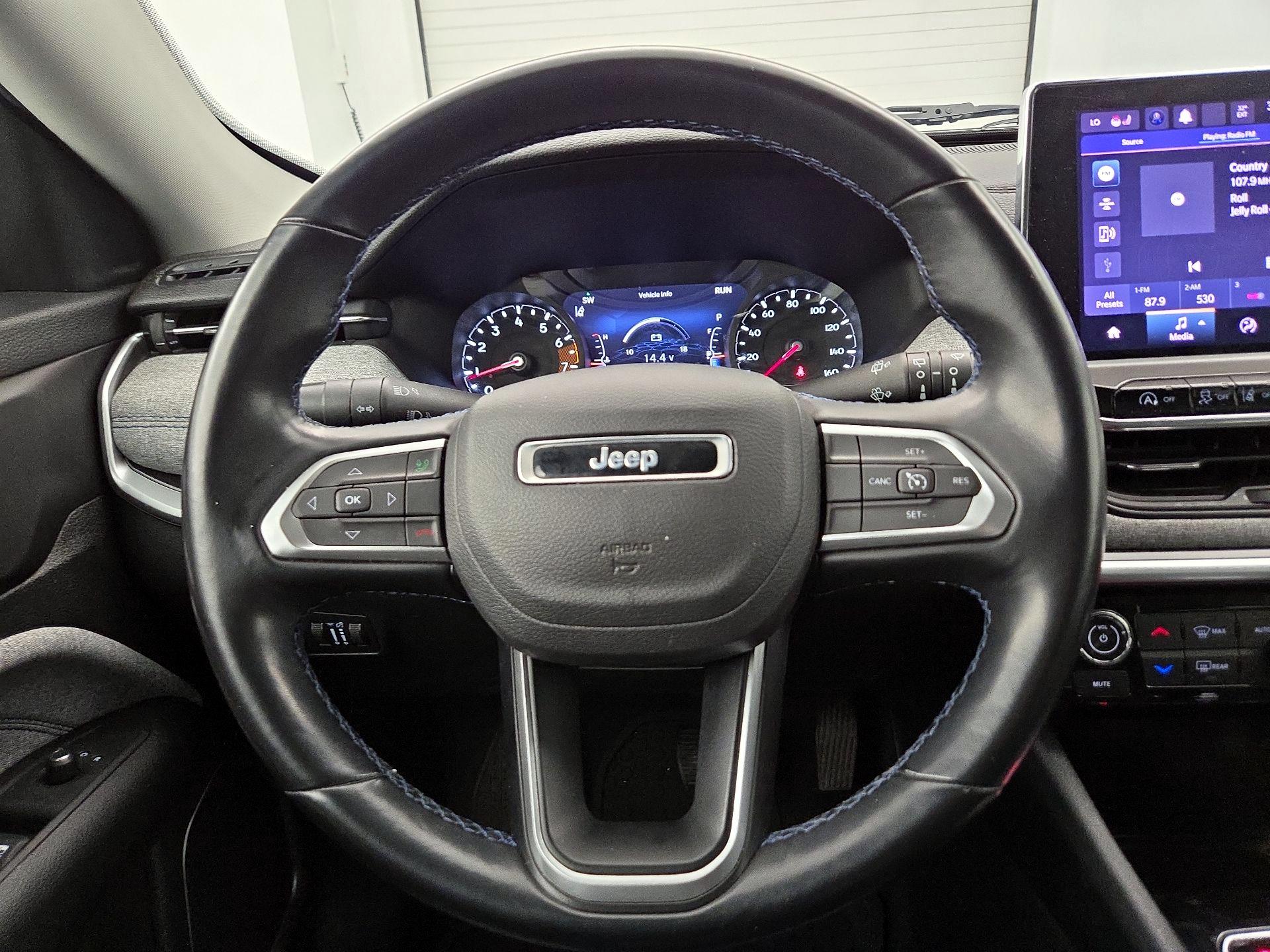 Thumbnail: 2022 Jeep Compass - 10