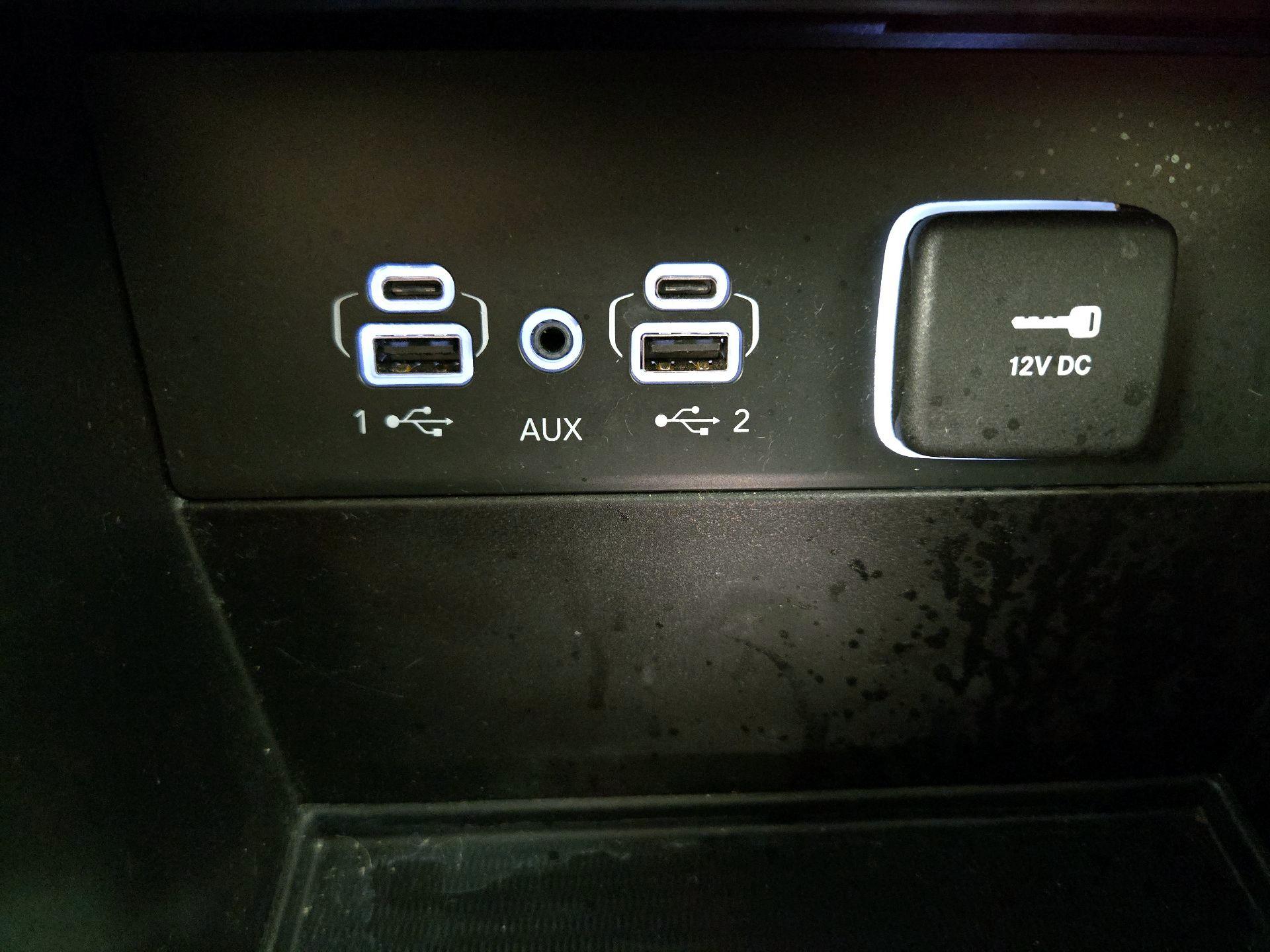 Thumbnail: 2023 Jeep Grand Cherokee - 19