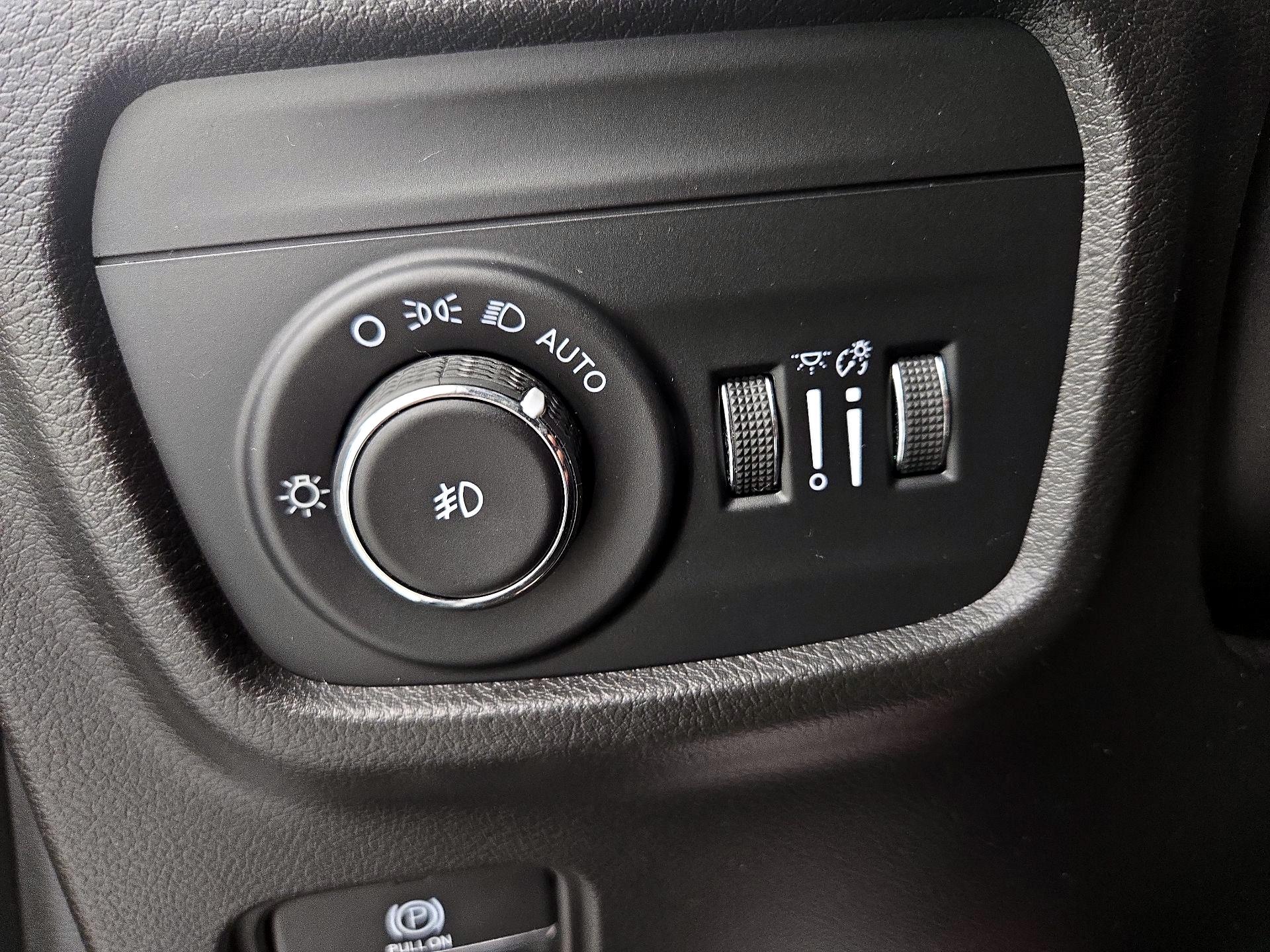 Thumbnail: 2022 Jeep Grand Cherokee L - 13