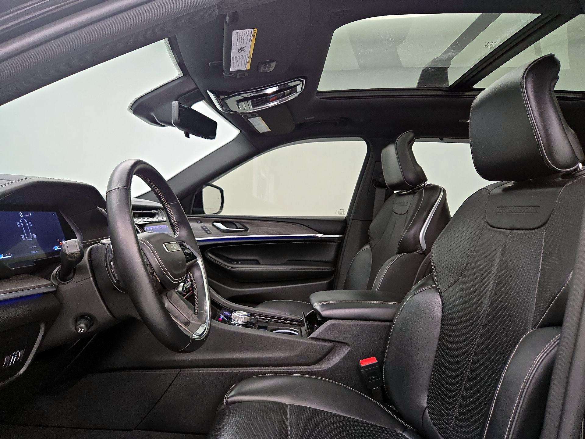 Thumbnail: 2022 Jeep Grand Cherokee L - 20