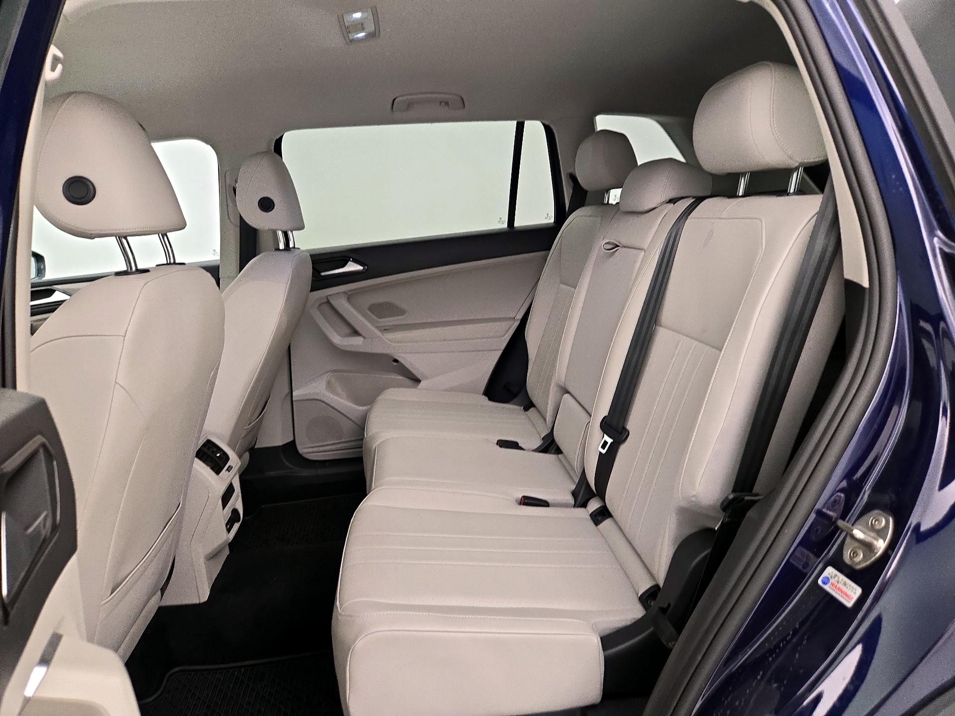 Thumbnail: 2022 Volkswagen Tiguan - 19