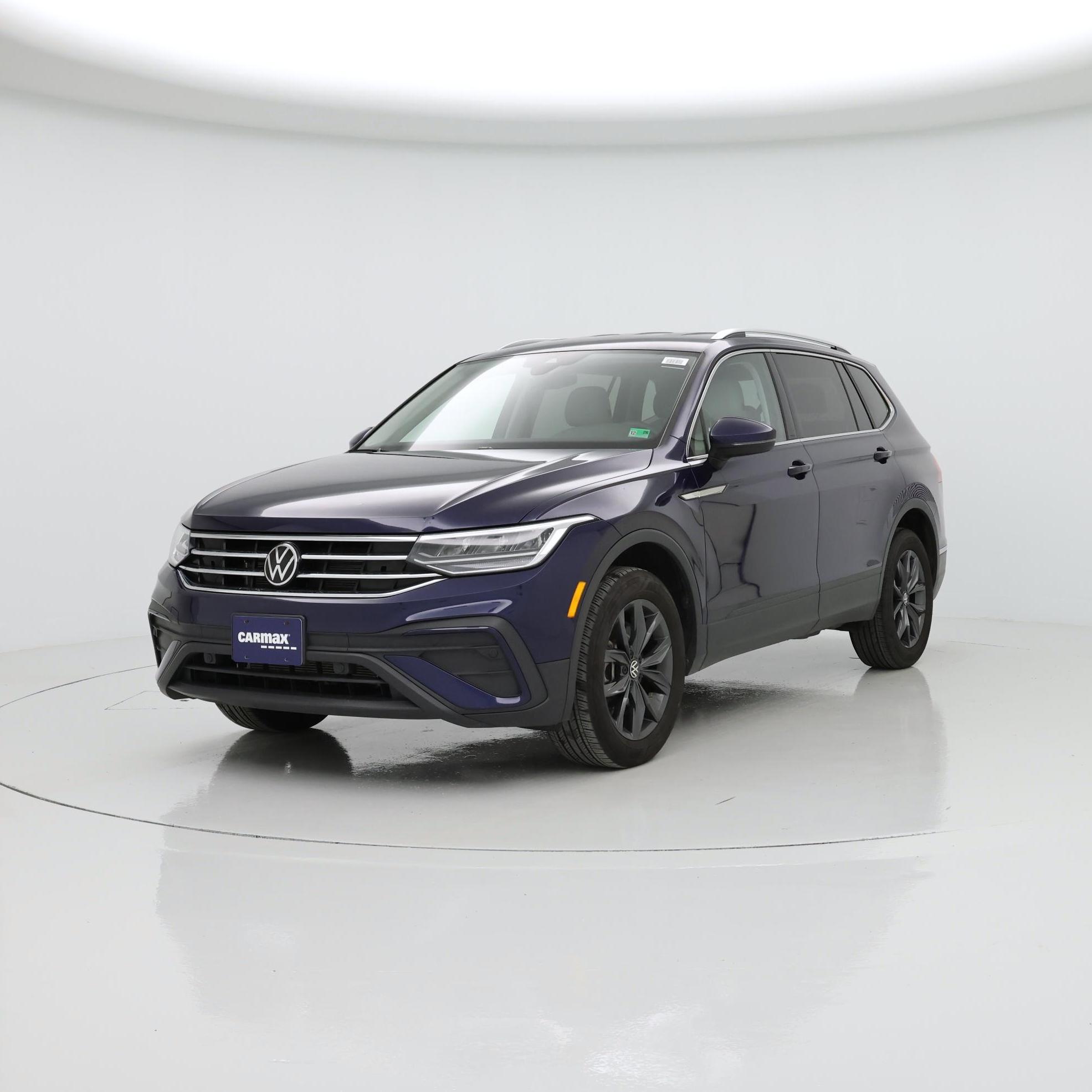 Thumbnail: 2022 Volkswagen Tiguan - 4