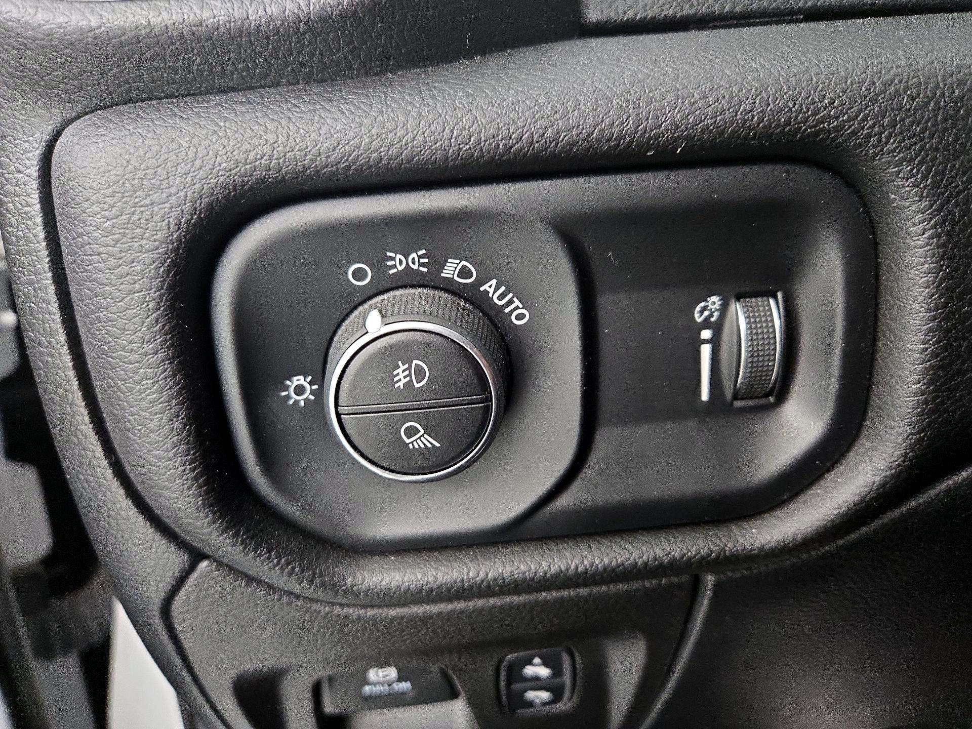 Thumbnail: 2023 RAM 1500 - 13