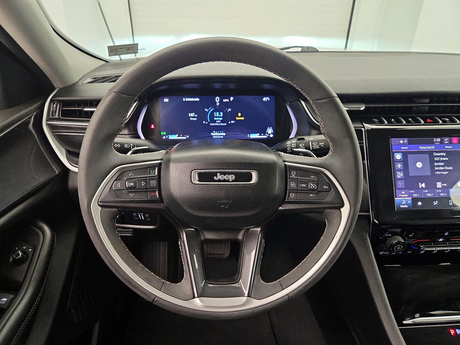 Thumbnail: 2023 Jeep Grand Cherokee L - 10