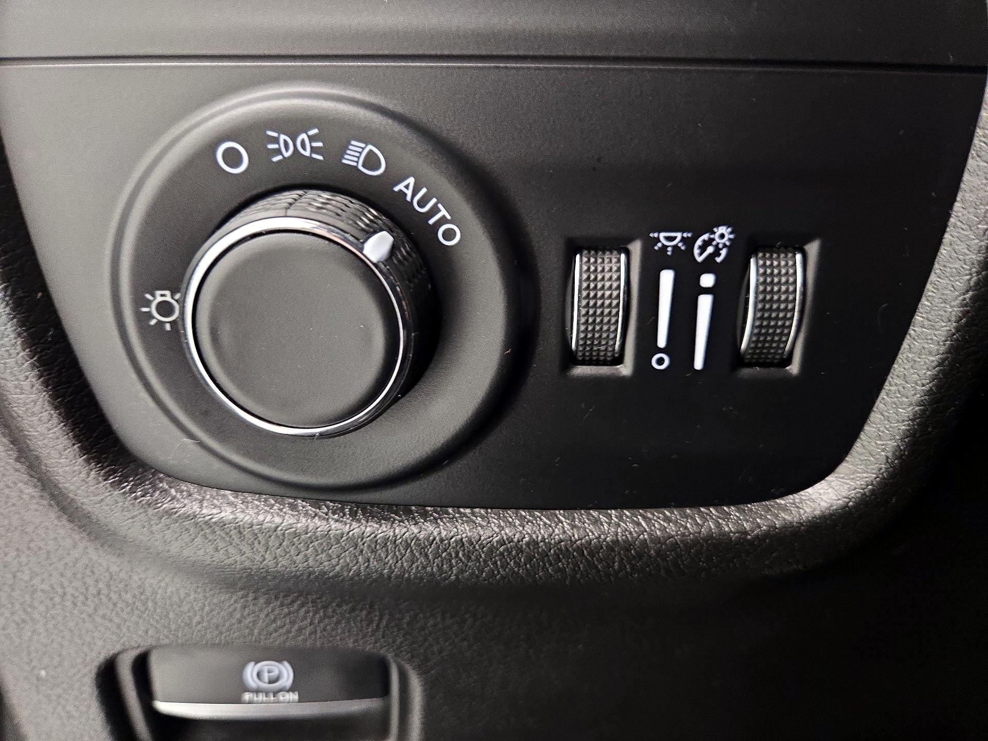 Thumbnail: 2023 Jeep Grand Cherokee L - 13