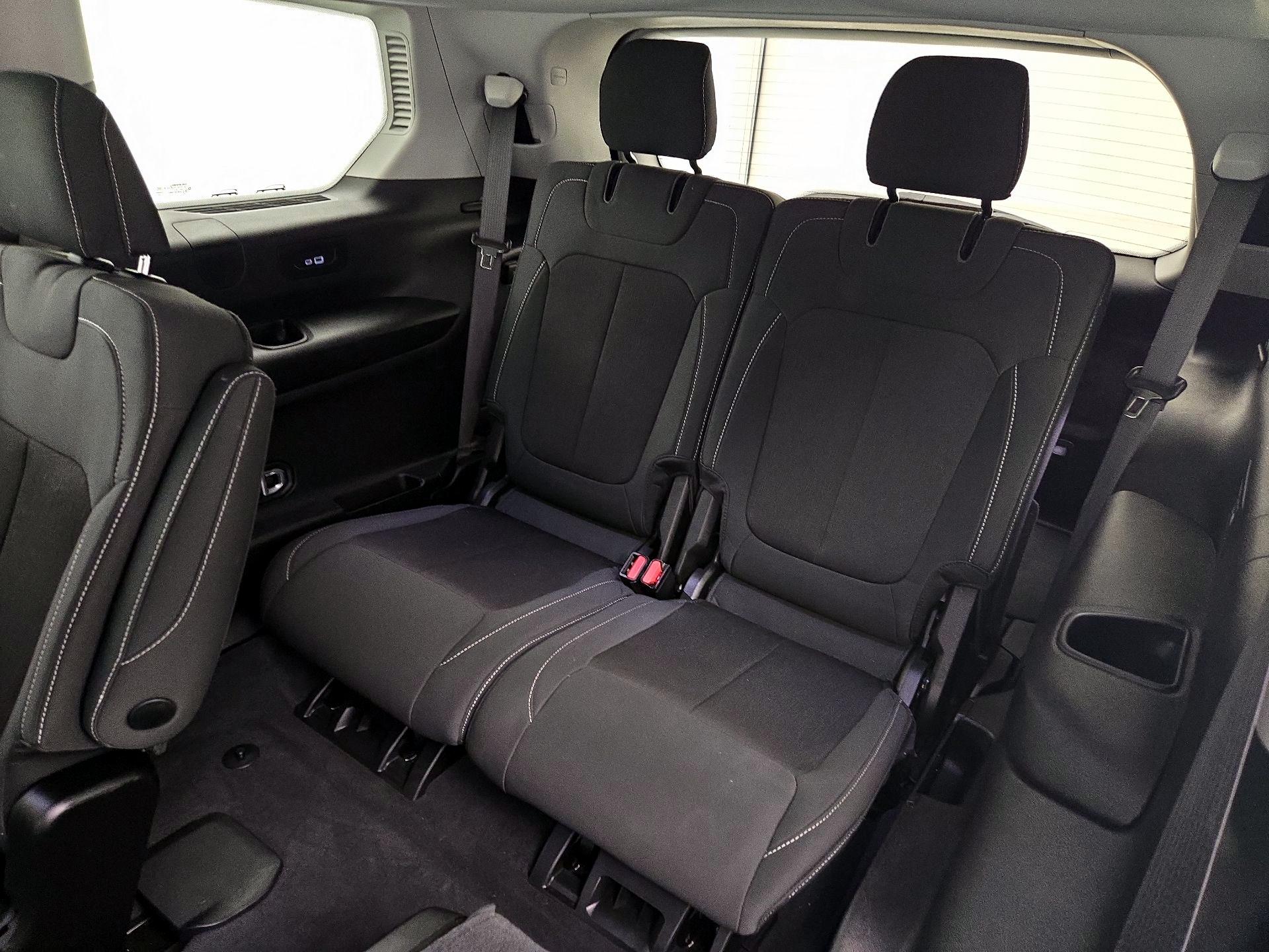 Thumbnail: 2023 Jeep Grand Cherokee L - 20