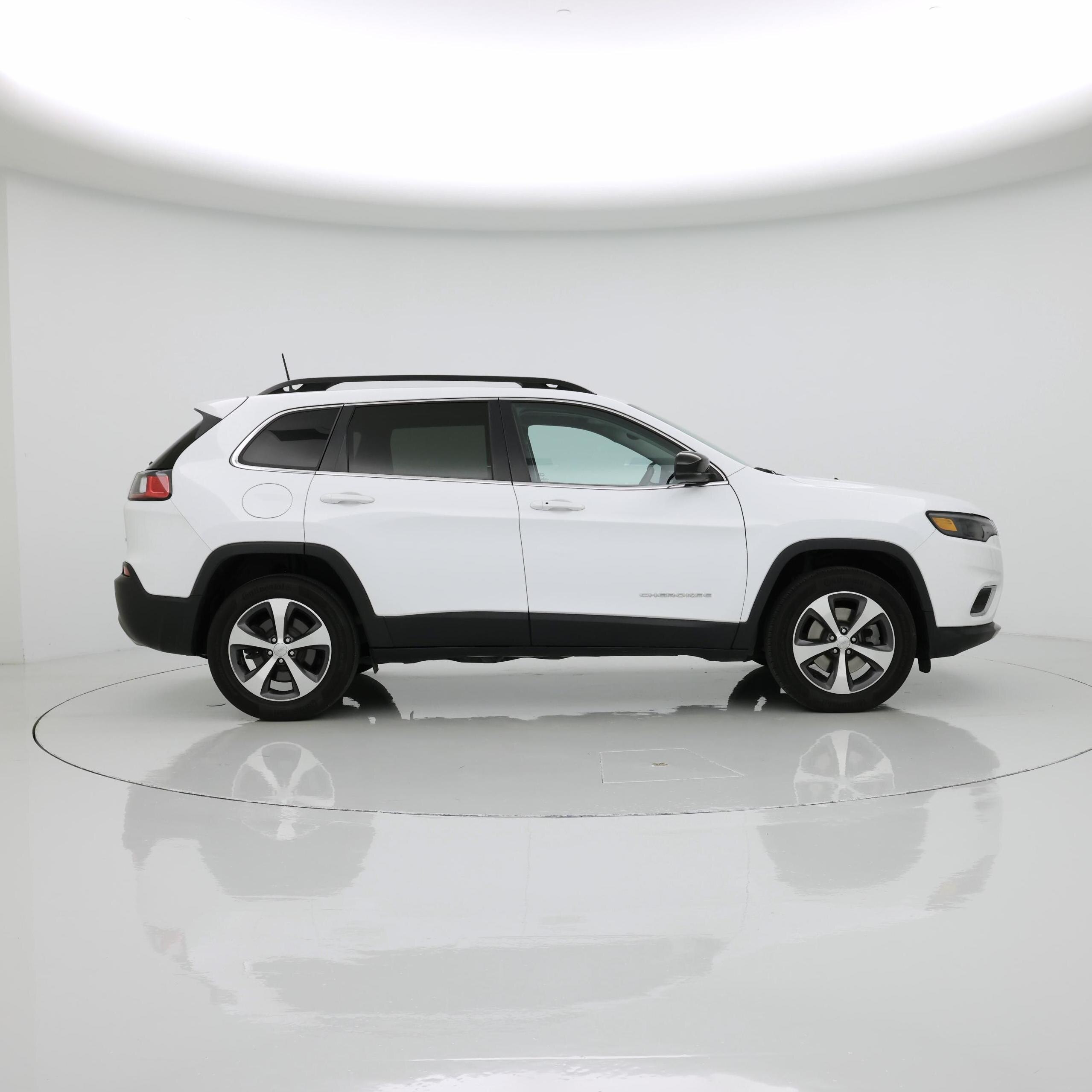 Thumbnail: 2022 Jeep Cherokee - 7