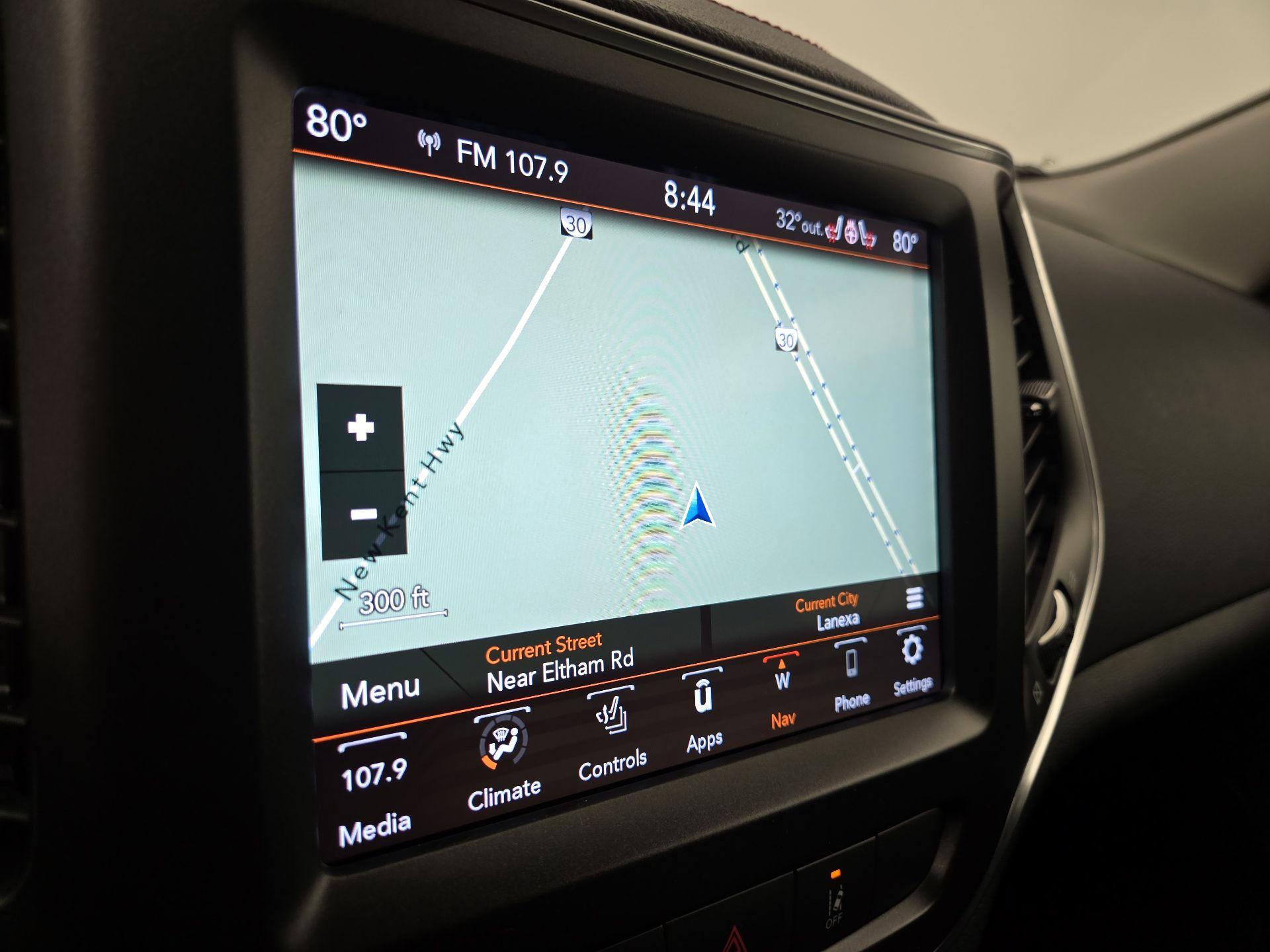 Thumbnail: 2022 Jeep Cherokee - 14