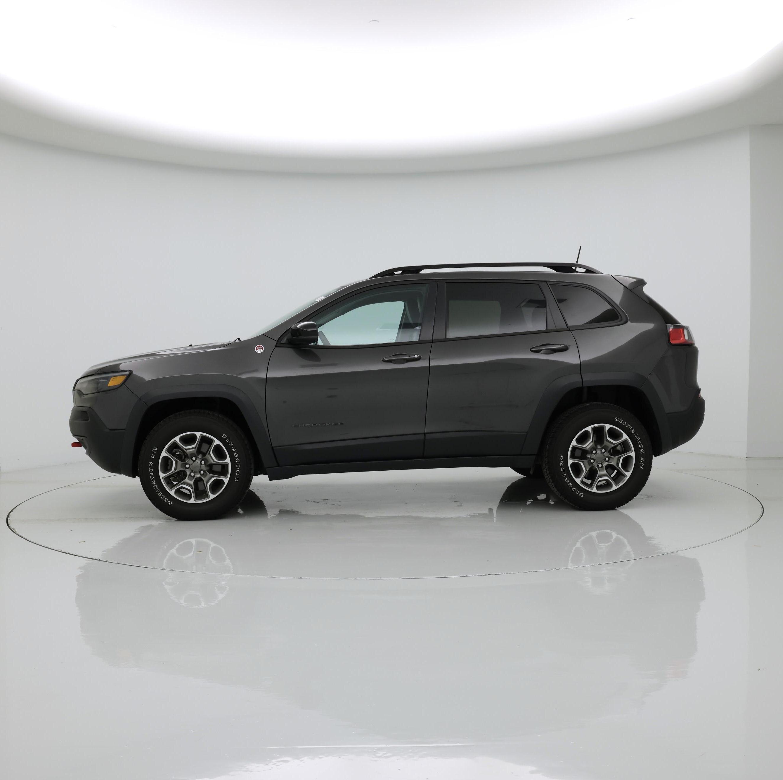 Thumbnail: 2022 Jeep Cherokee - 3