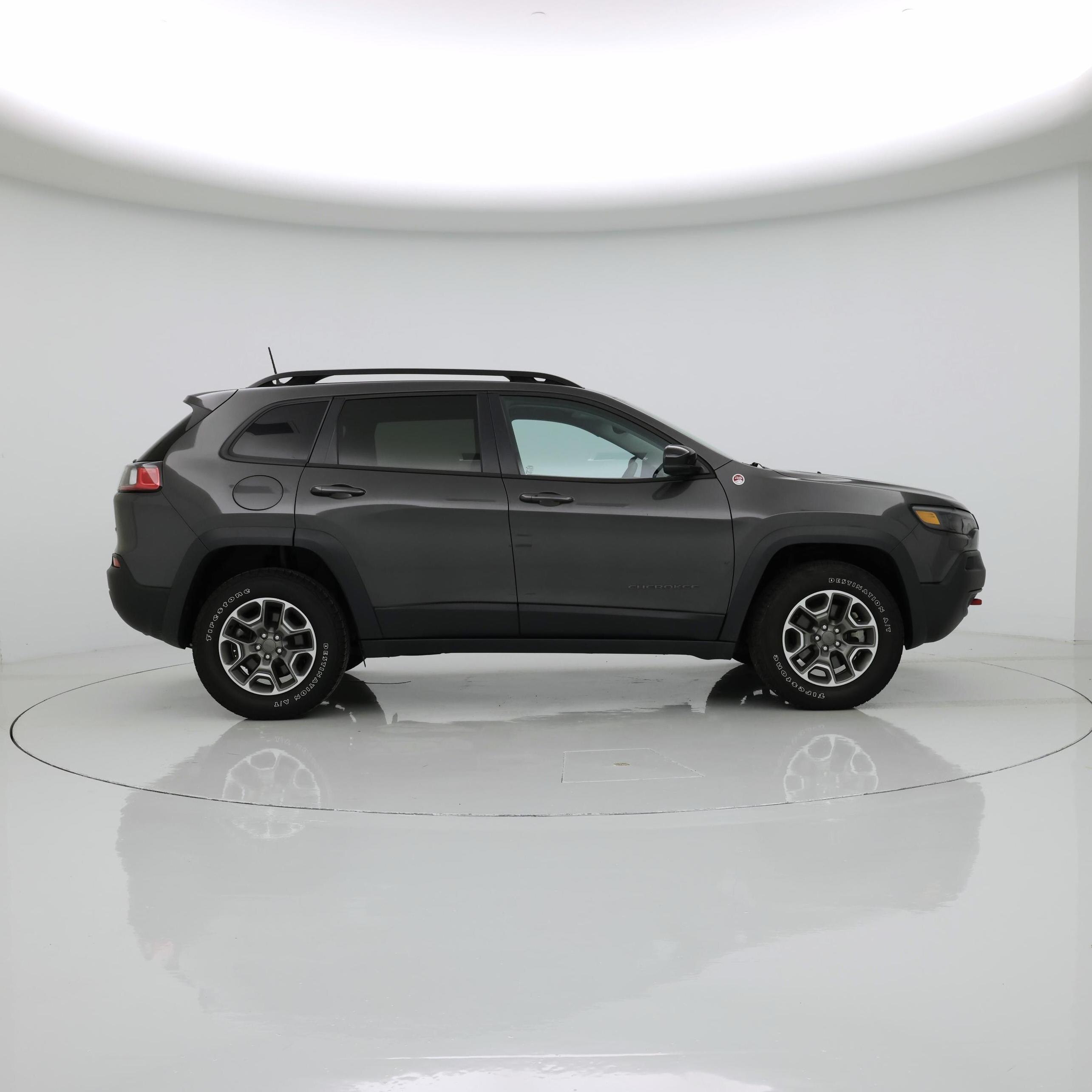 Thumbnail: 2022 Jeep Cherokee - 7