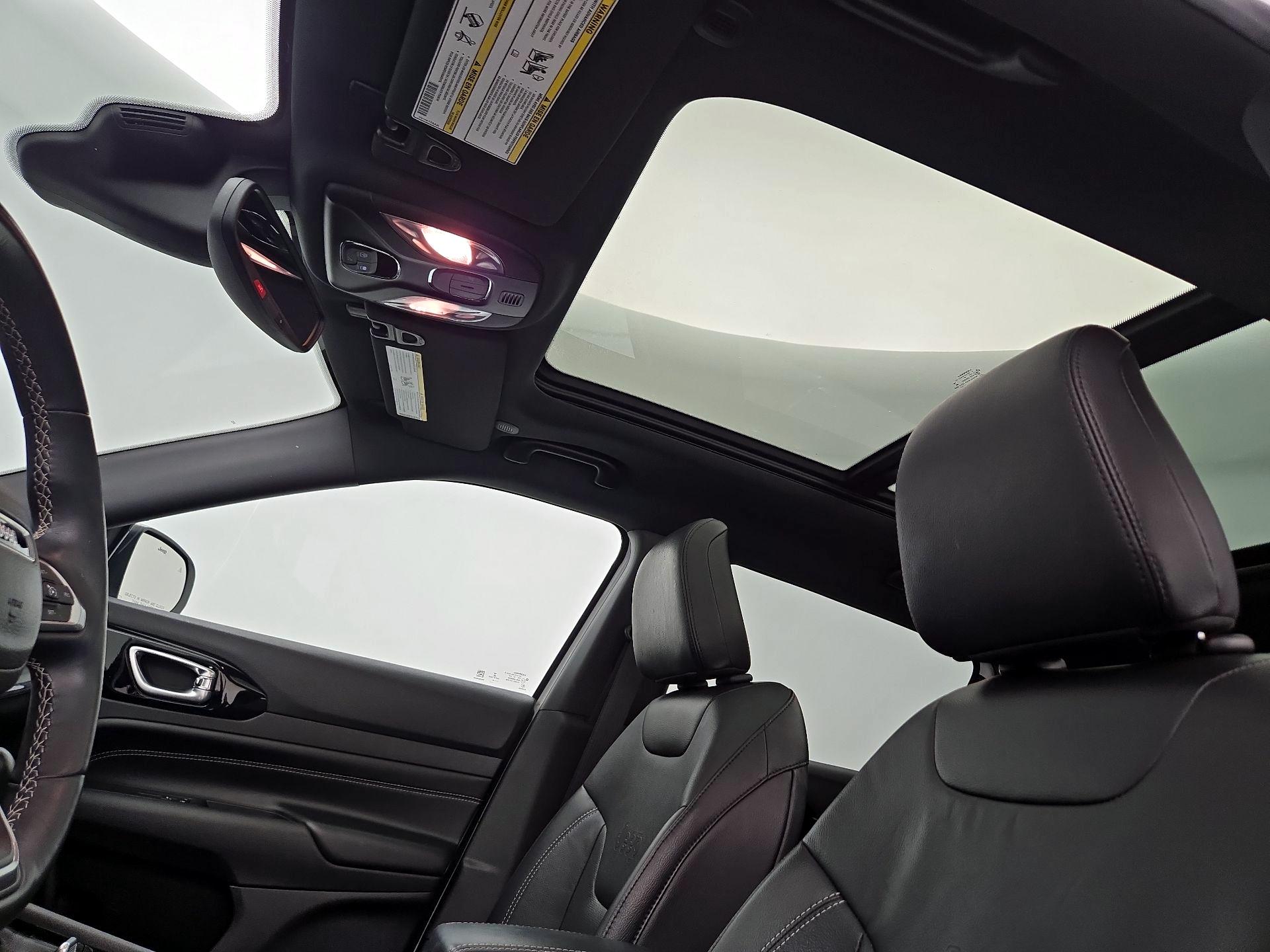 Thumbnail: 2022 Jeep Compass - 20