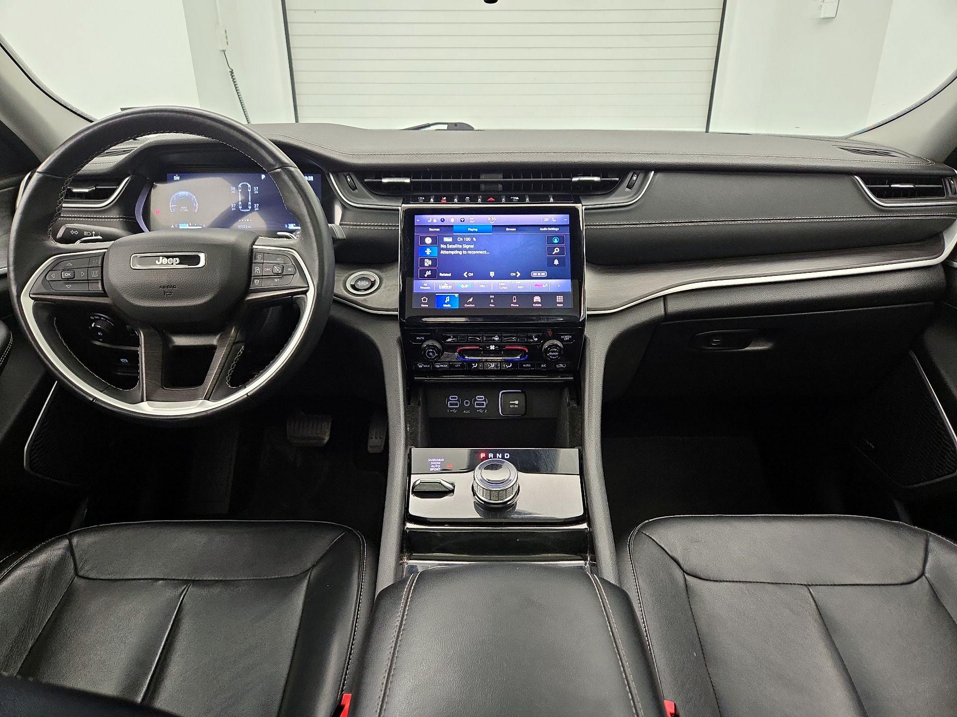 Thumbnail: 2022 Jeep Grand Cherokee L - 9