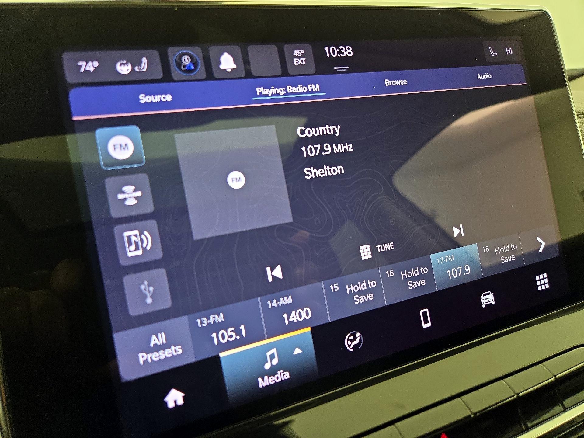 Thumbnail: 2022 Jeep Compass - 15