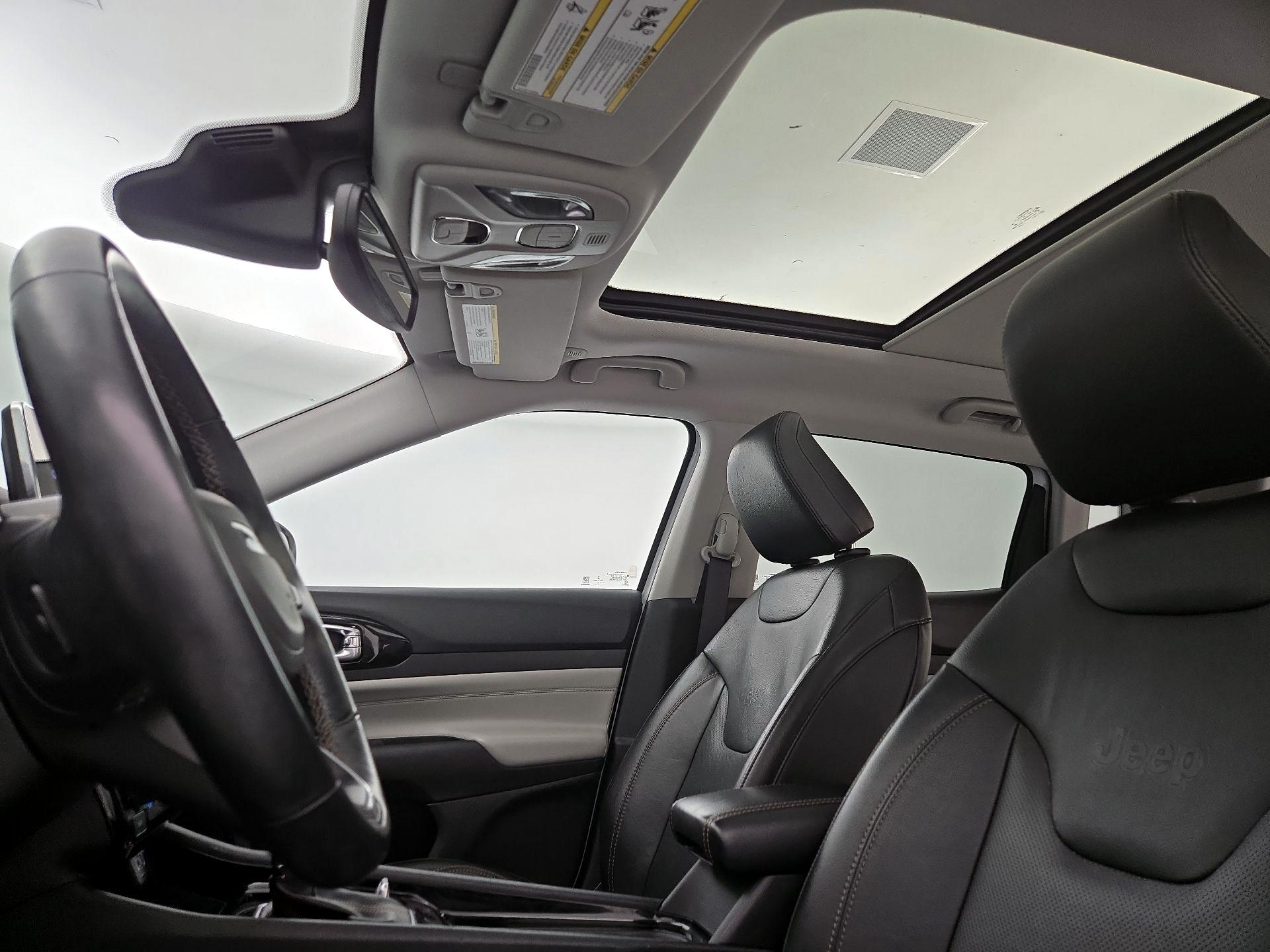 Thumbnail: 2022 Jeep Compass - 19