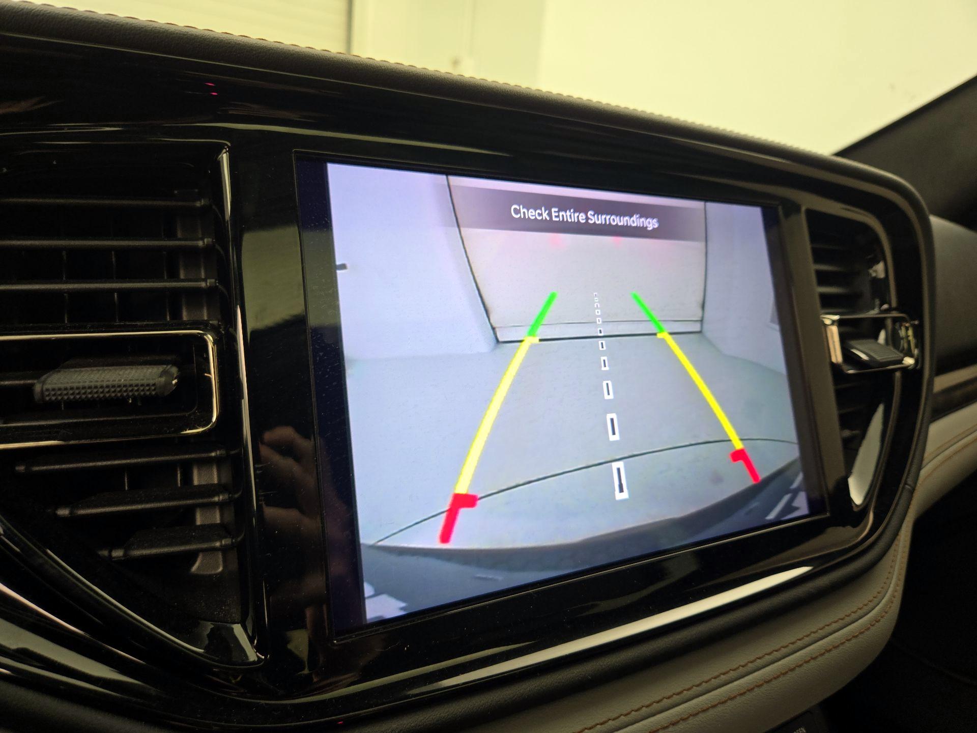 Thumbnail: 2022 Dodge Durango - 15