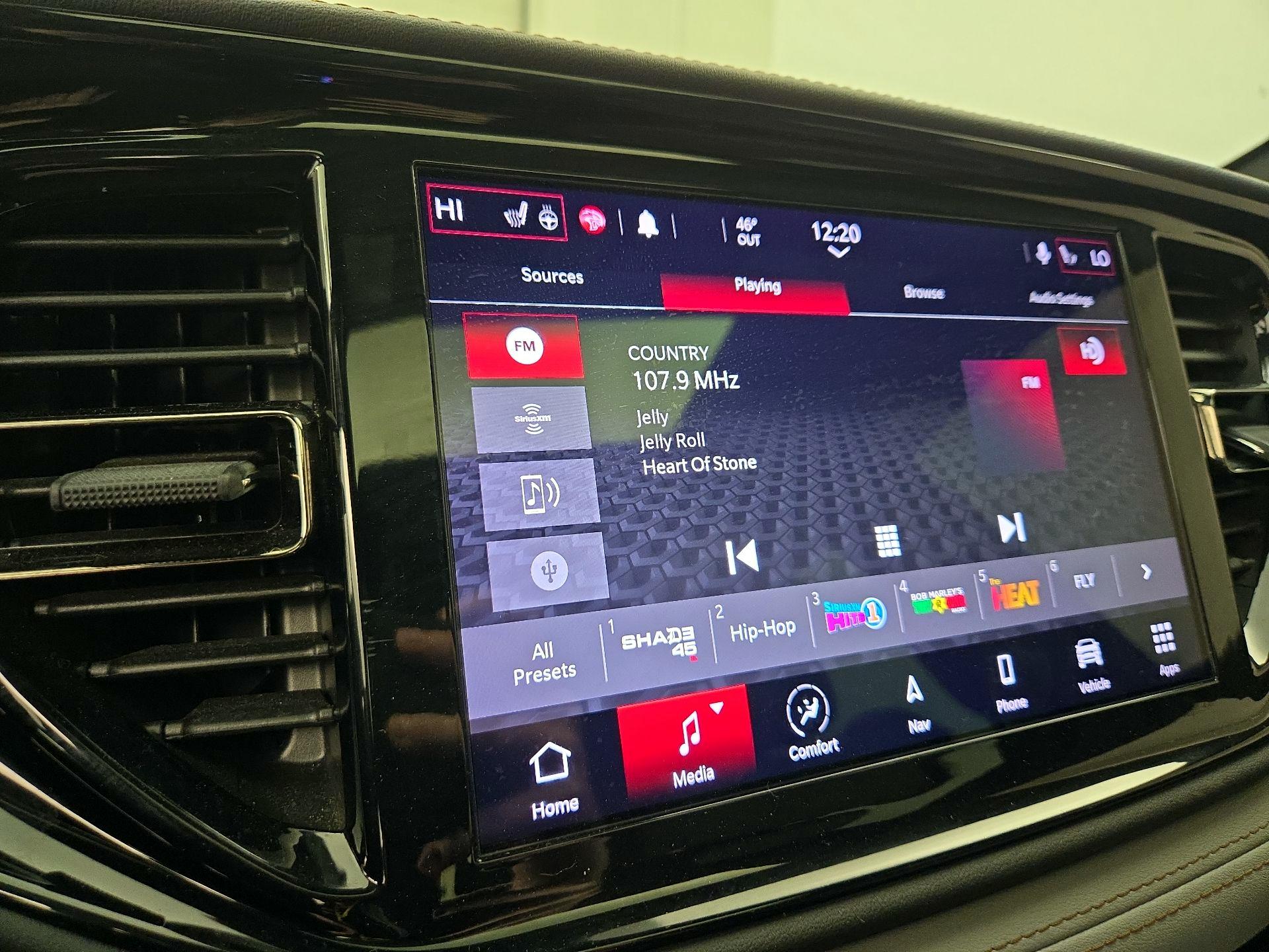 Thumbnail: 2022 Dodge Durango - 16