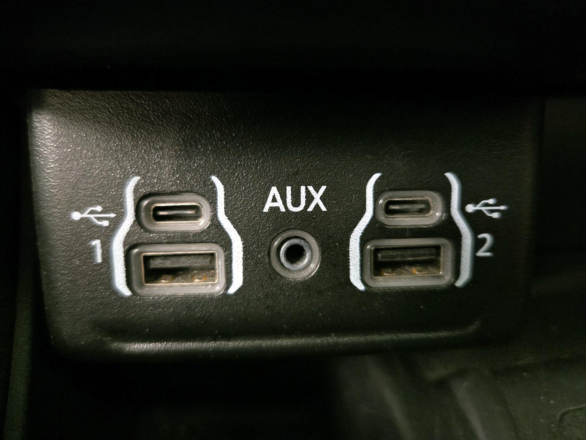 Thumbnail: 2022 Dodge Durango - 19