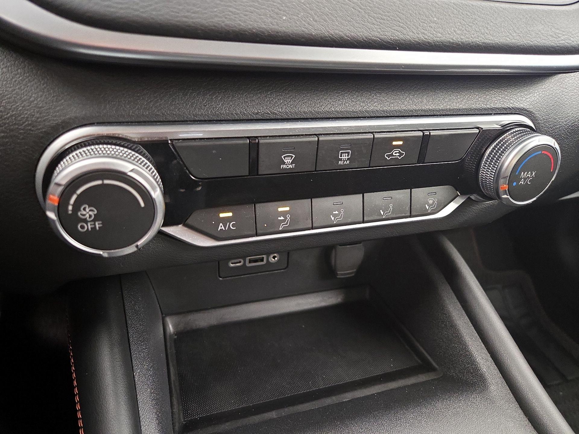 Thumbnail: 2022 Nissan Altima - 16