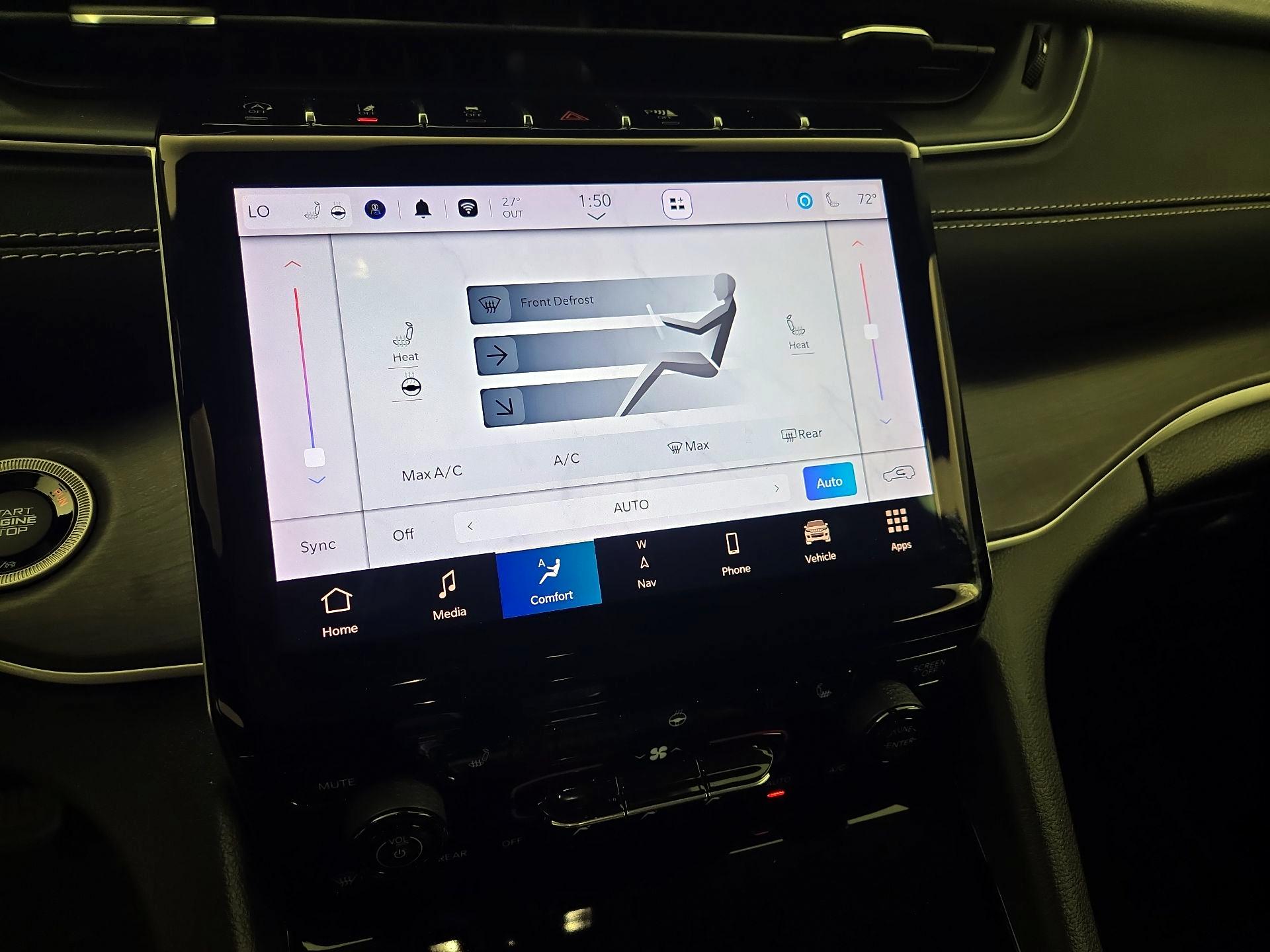 Thumbnail: 2023 Jeep Grand Cherokee - 17