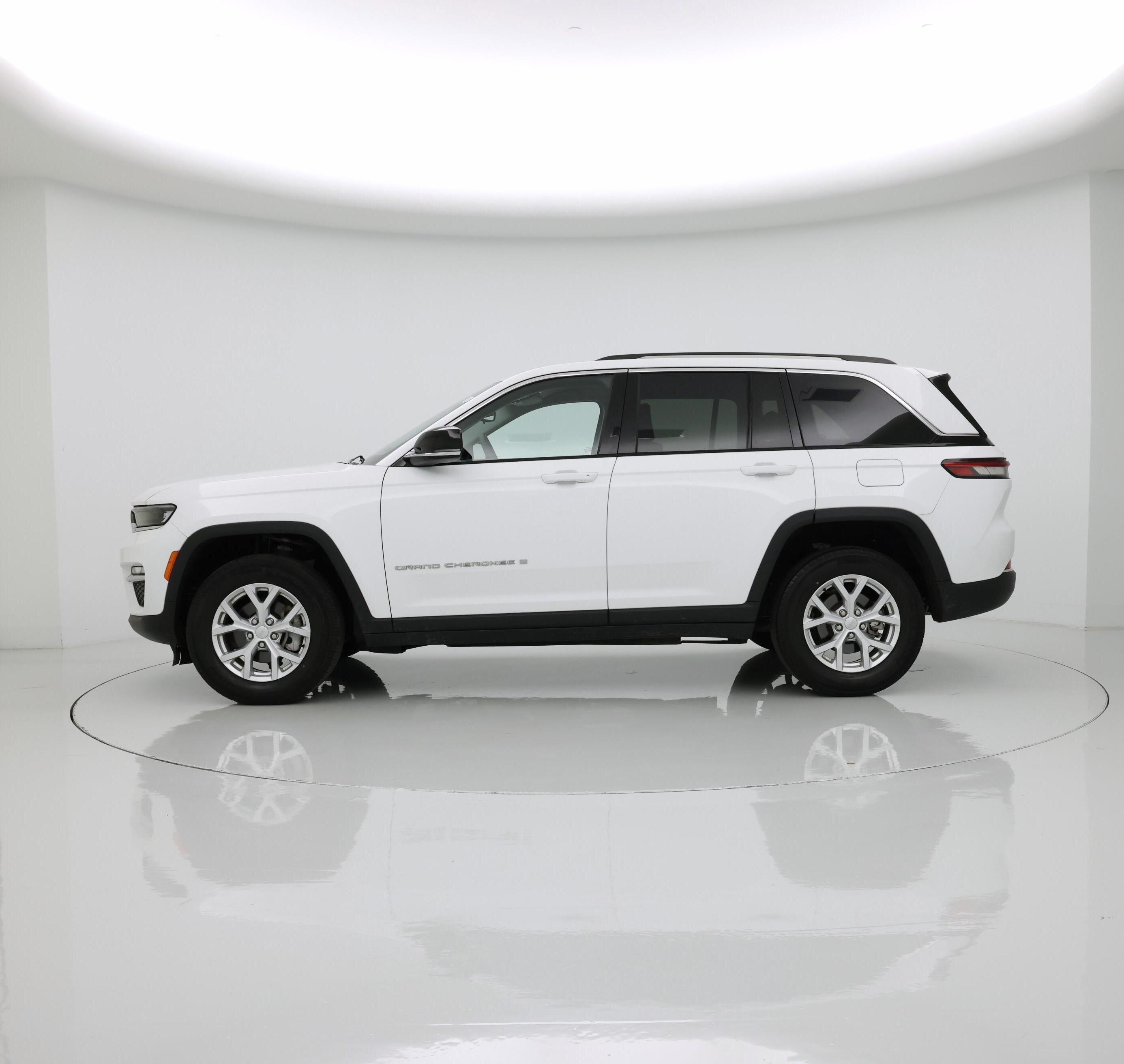 Thumbnail: 2023 Jeep Grand Cherokee - 3