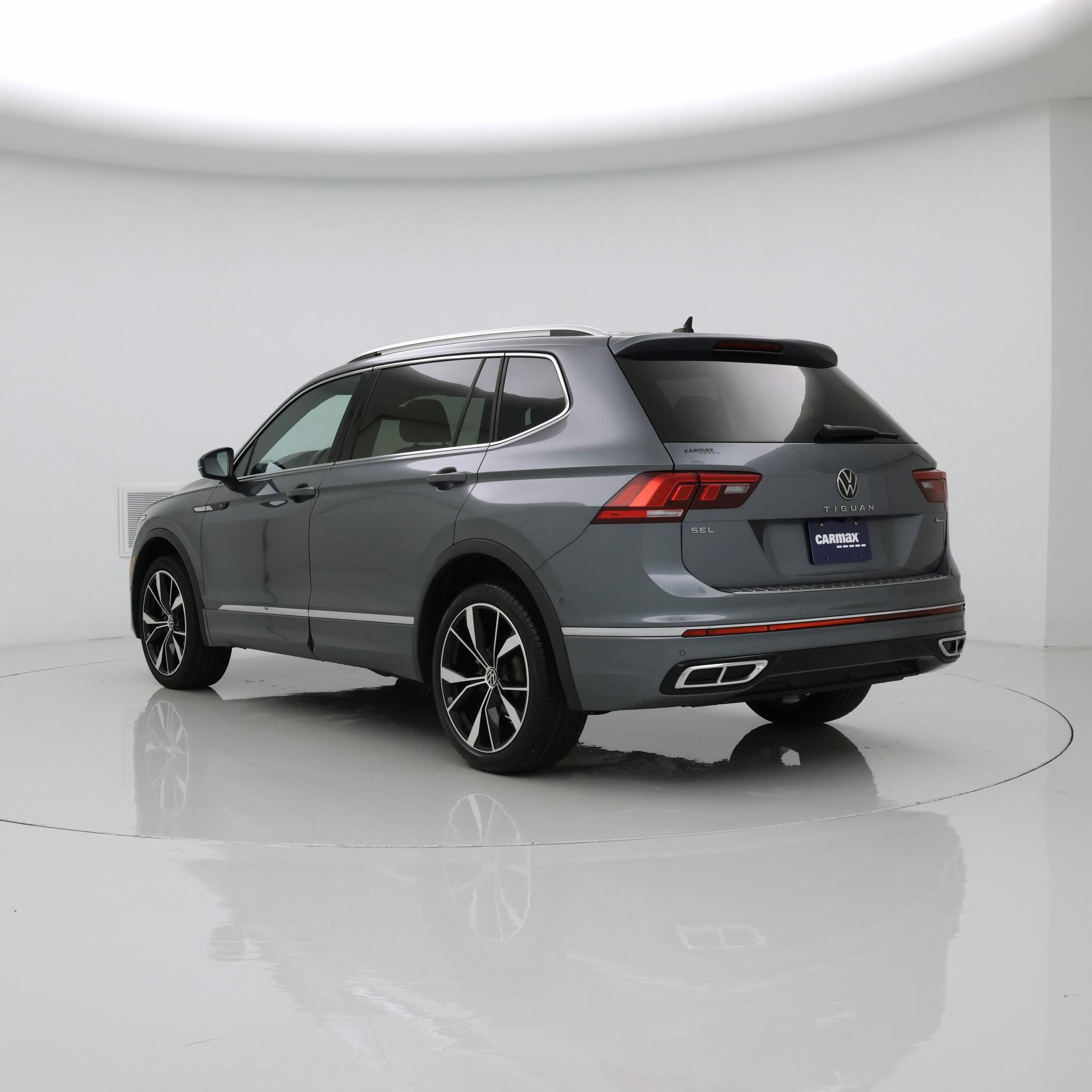 Thumbnail: 2022 Volkswagen Tiguan - 2