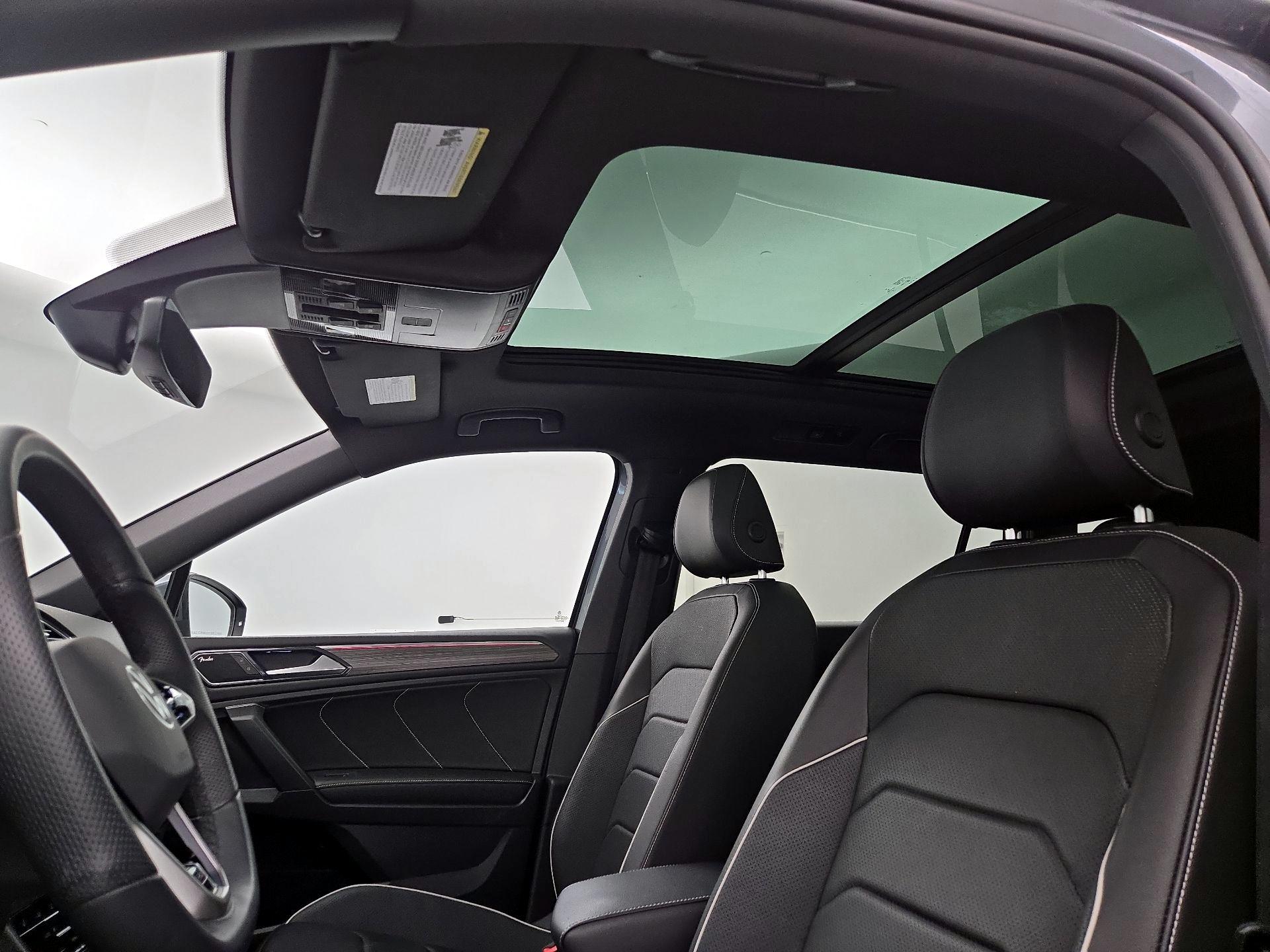 Thumbnail: 2022 Volkswagen Tiguan - 20