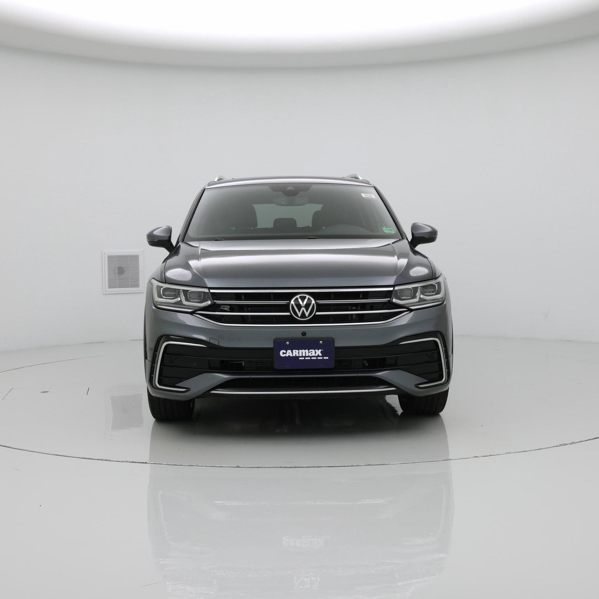 Thumbnail: 2022 Volkswagen Tiguan - 5