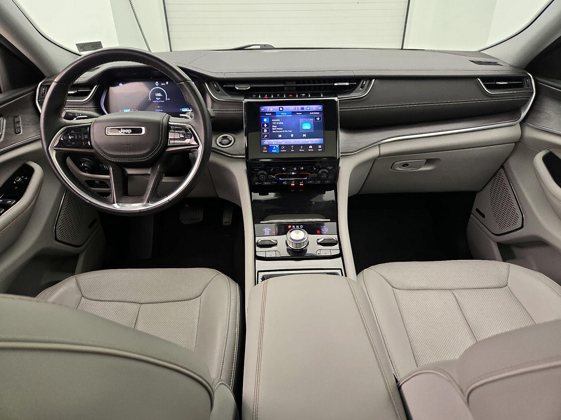 Thumbnail: 2022 Jeep Grand Cherokee L - 9