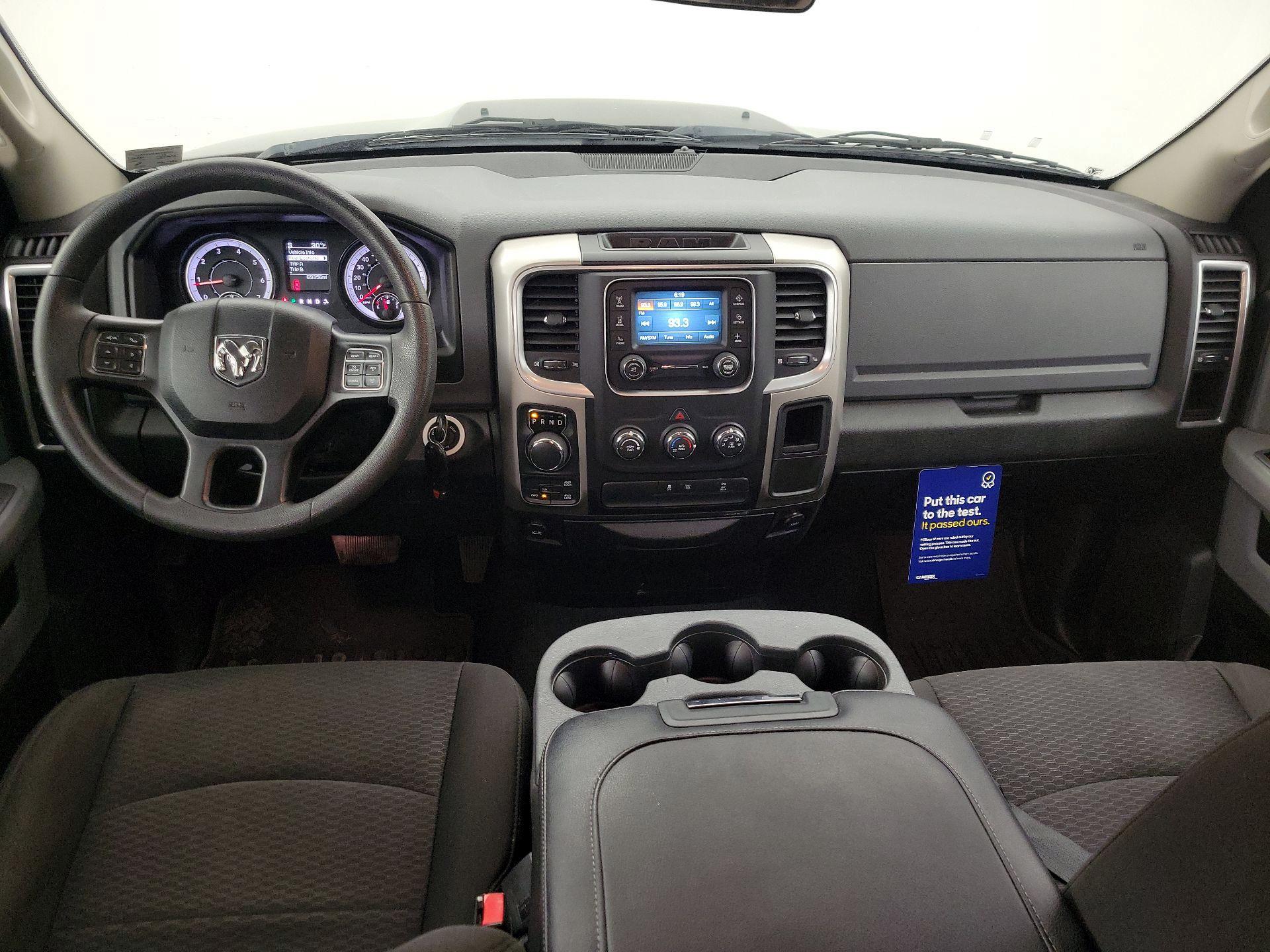 Thumbnail: 2019 RAM 1500 Classic - 9