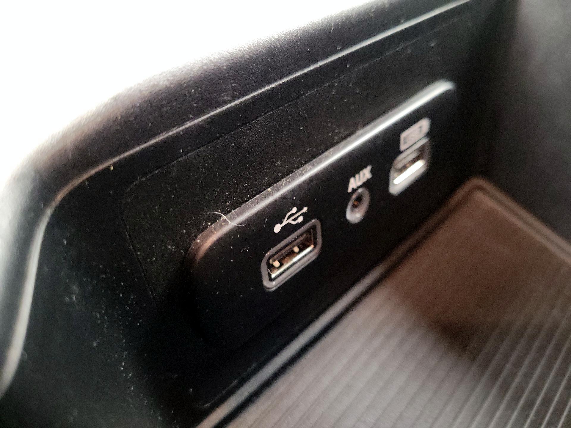 Thumbnail: 2019 RAM 1500 Classic - 18