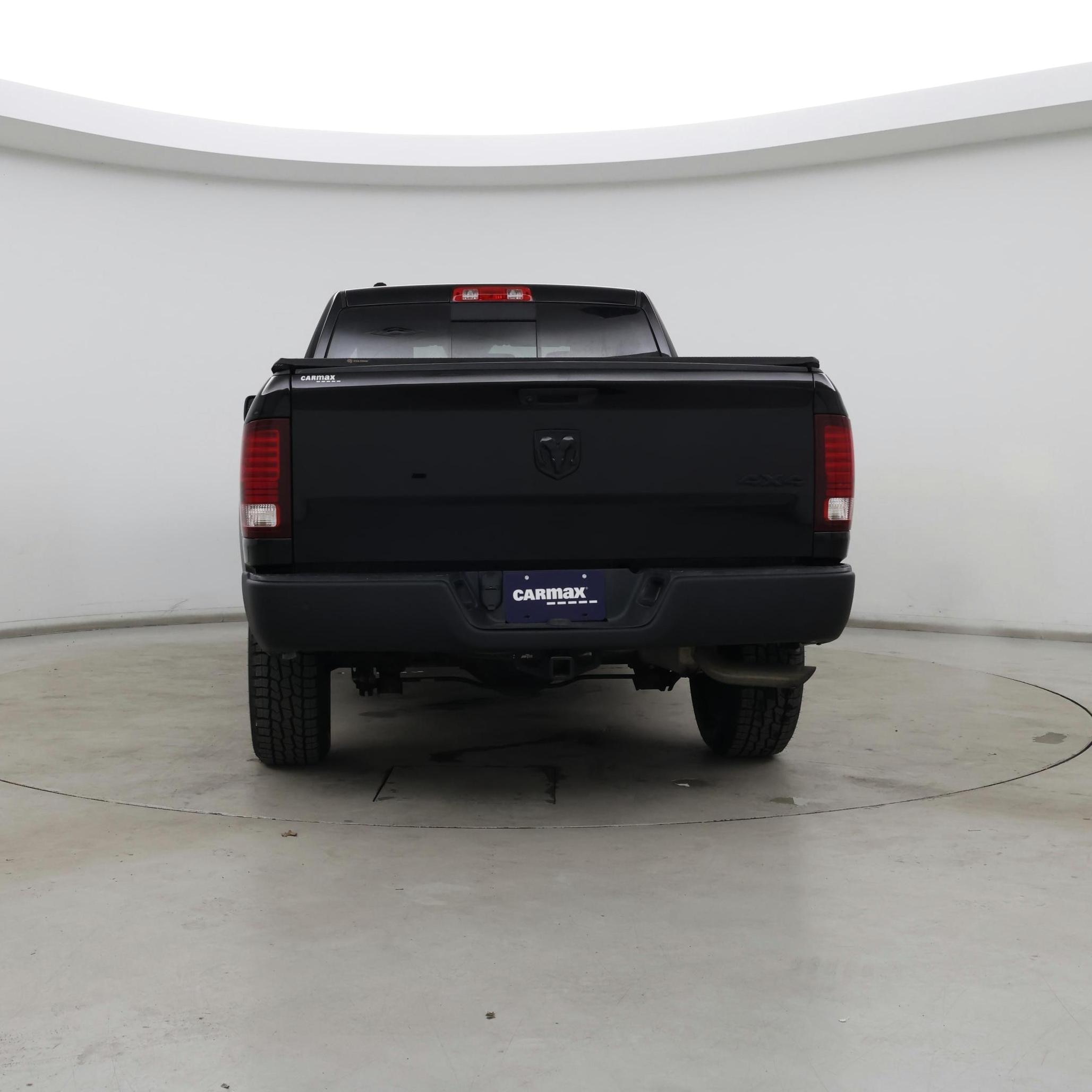 Thumbnail: 2019 RAM 1500 Classic - 6