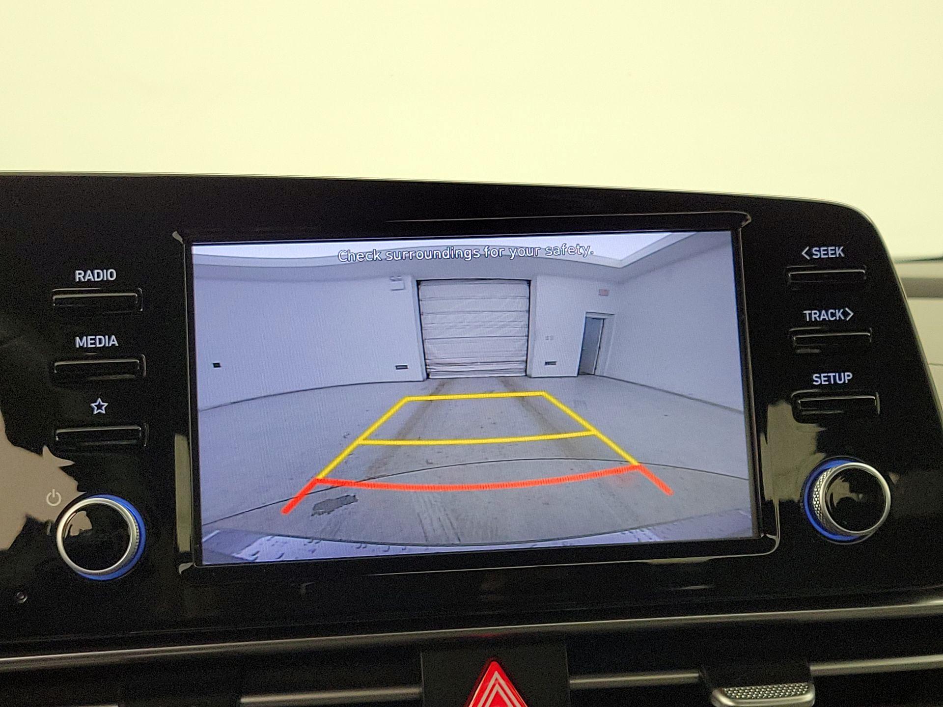 Thumbnail: 2022 Hyundai Elantra - 14