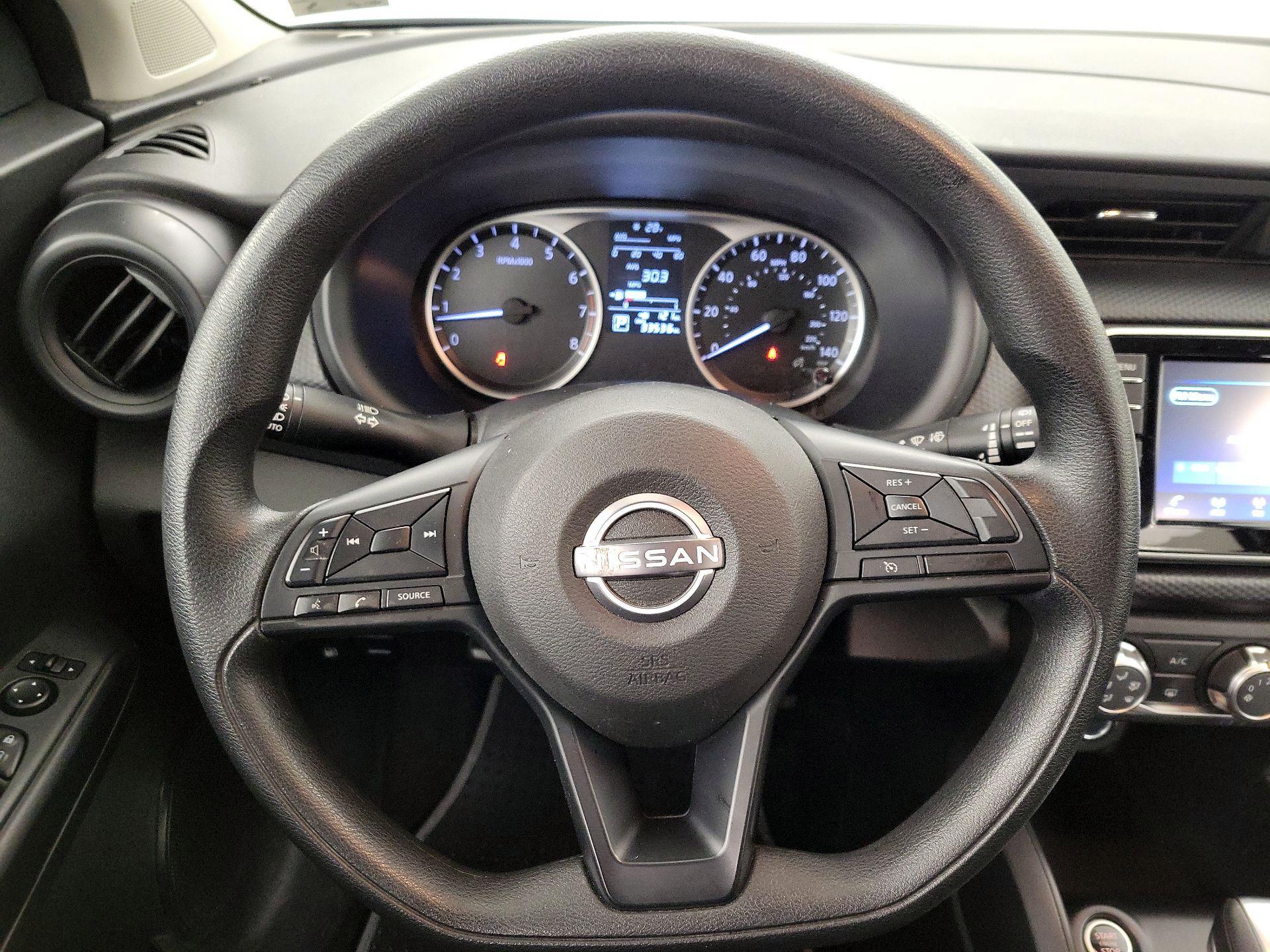 Thumbnail: 2023 Nissan Kicks - 10