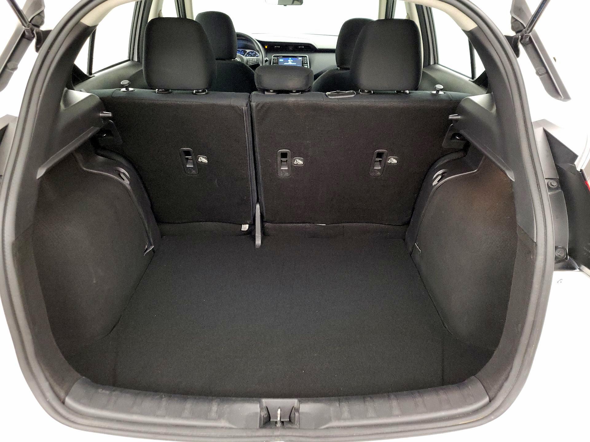 Thumbnail: 2023 Nissan Kicks - 20