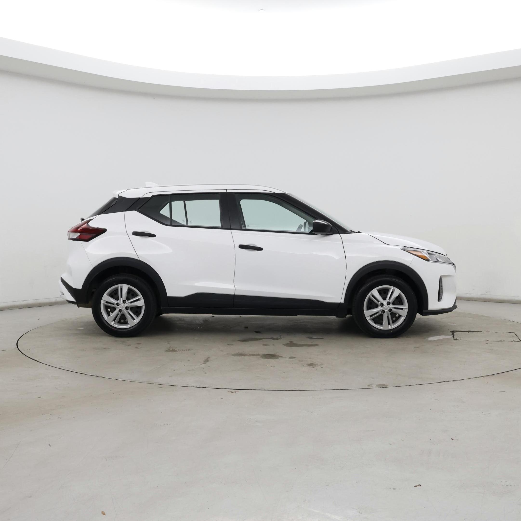 Thumbnail: 2023 Nissan Kicks - 7