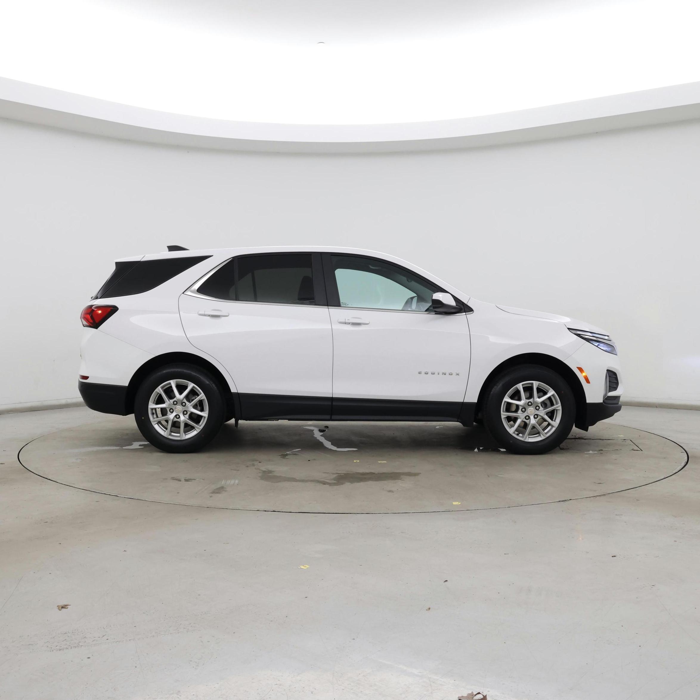 Thumbnail: 2023 Chevrolet Equinox - 7